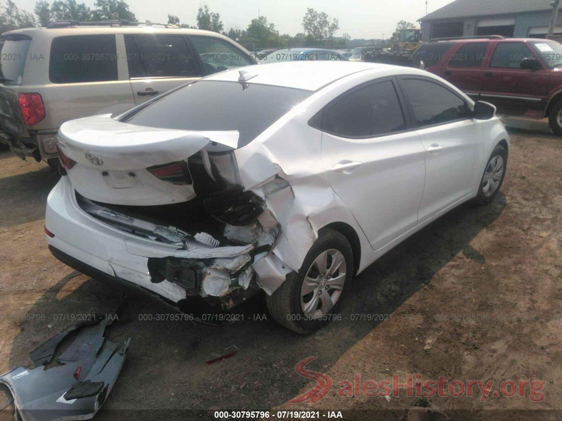 5NPDH4AE0GH775312 2016 HYUNDAI ELANTRA