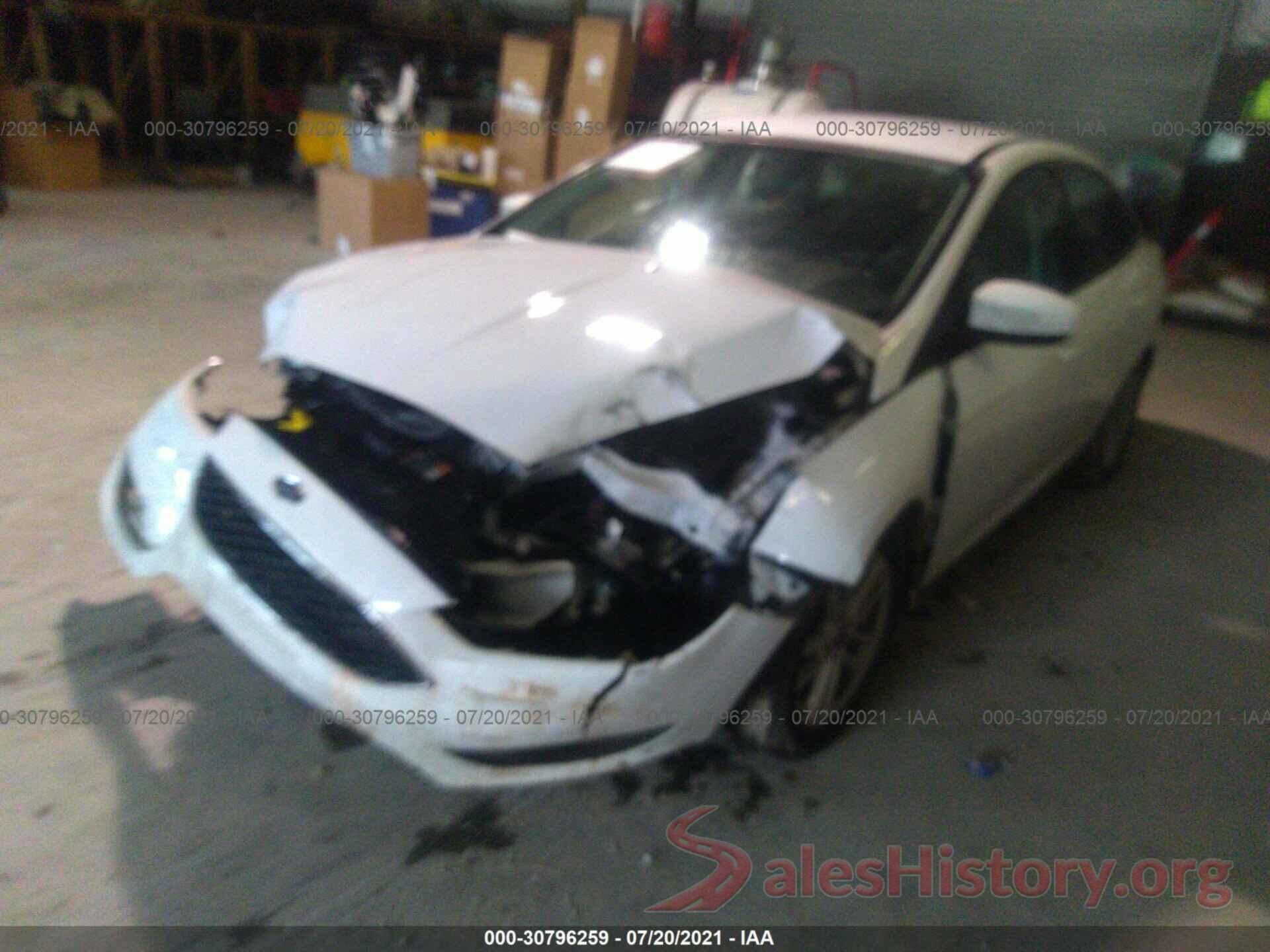 1FADP3F22JL279867 2018 FORD FOCUS