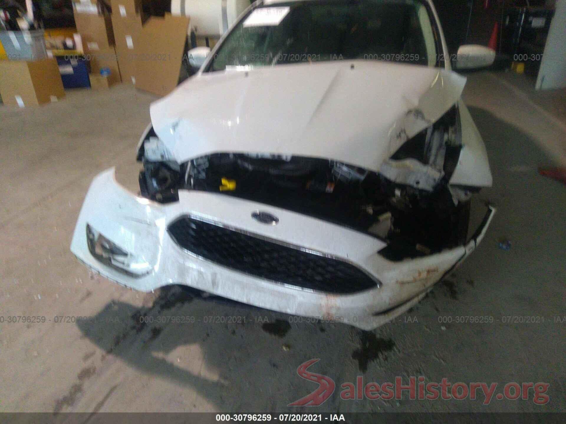 1FADP3F22JL279867 2018 FORD FOCUS