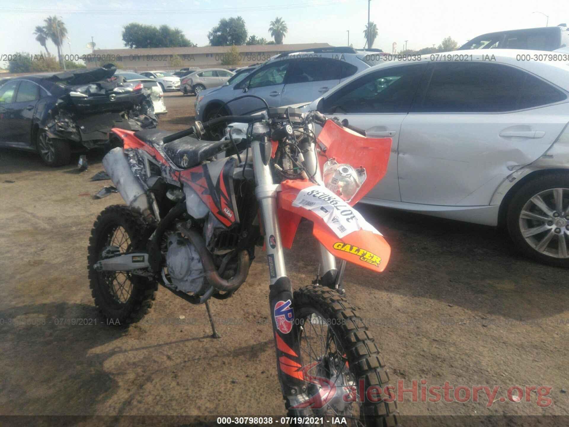 VBKEXL408JM417128 2018 KTM 500