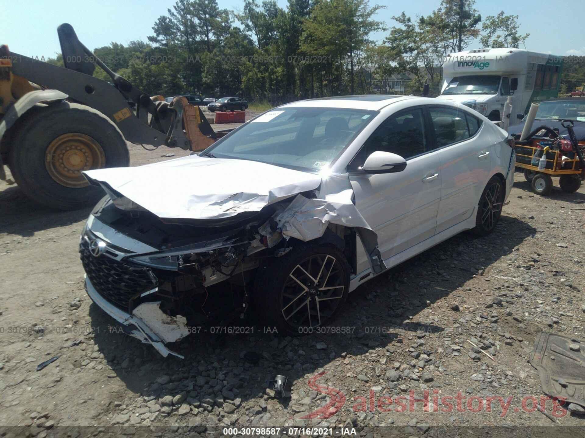 KMHD04LB8KU861830 2019 HYUNDAI ELANTRA