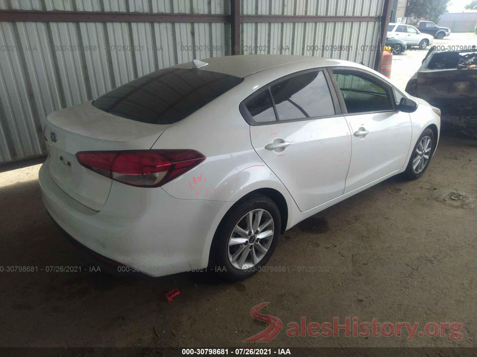 3KPFL4A7XHE132724 2017 KIA FORTE