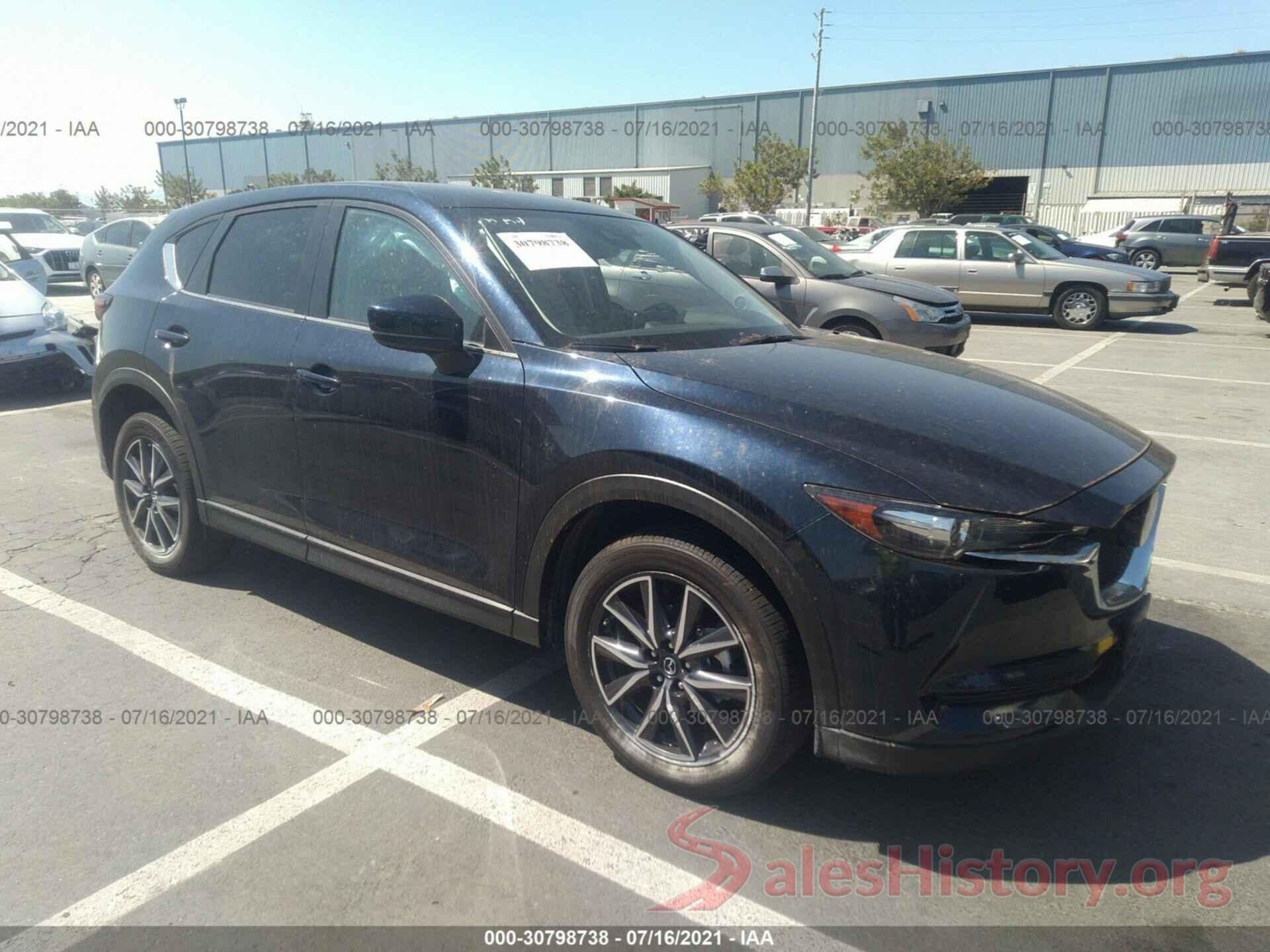 JM3KFBCM4J0470011 2018 MAZDA CX-5