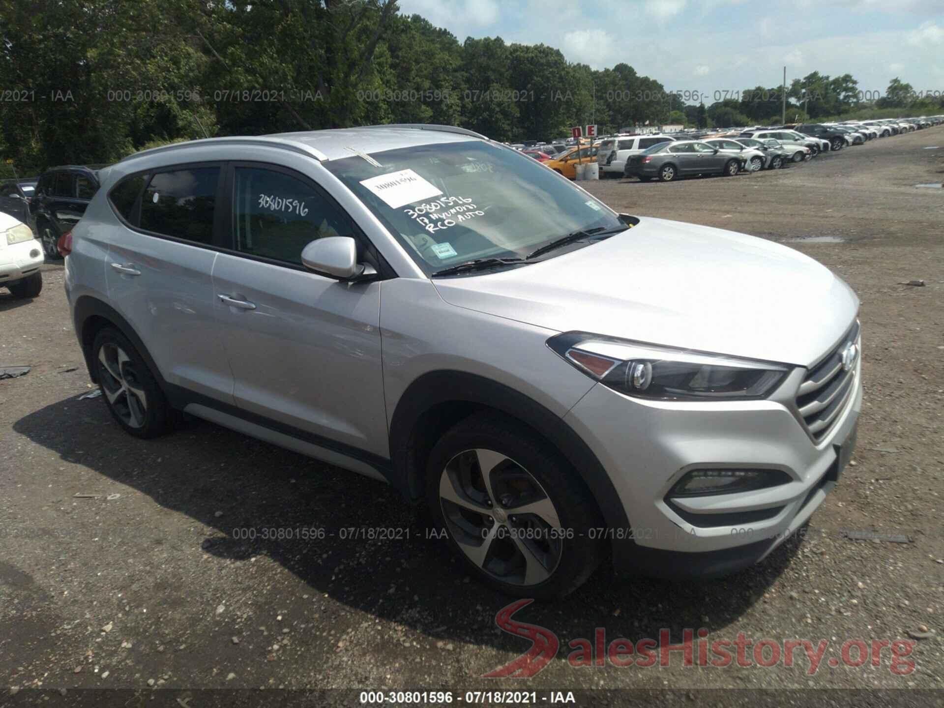 KM8J3CA2XHU406526 2017 HYUNDAI TUCSON