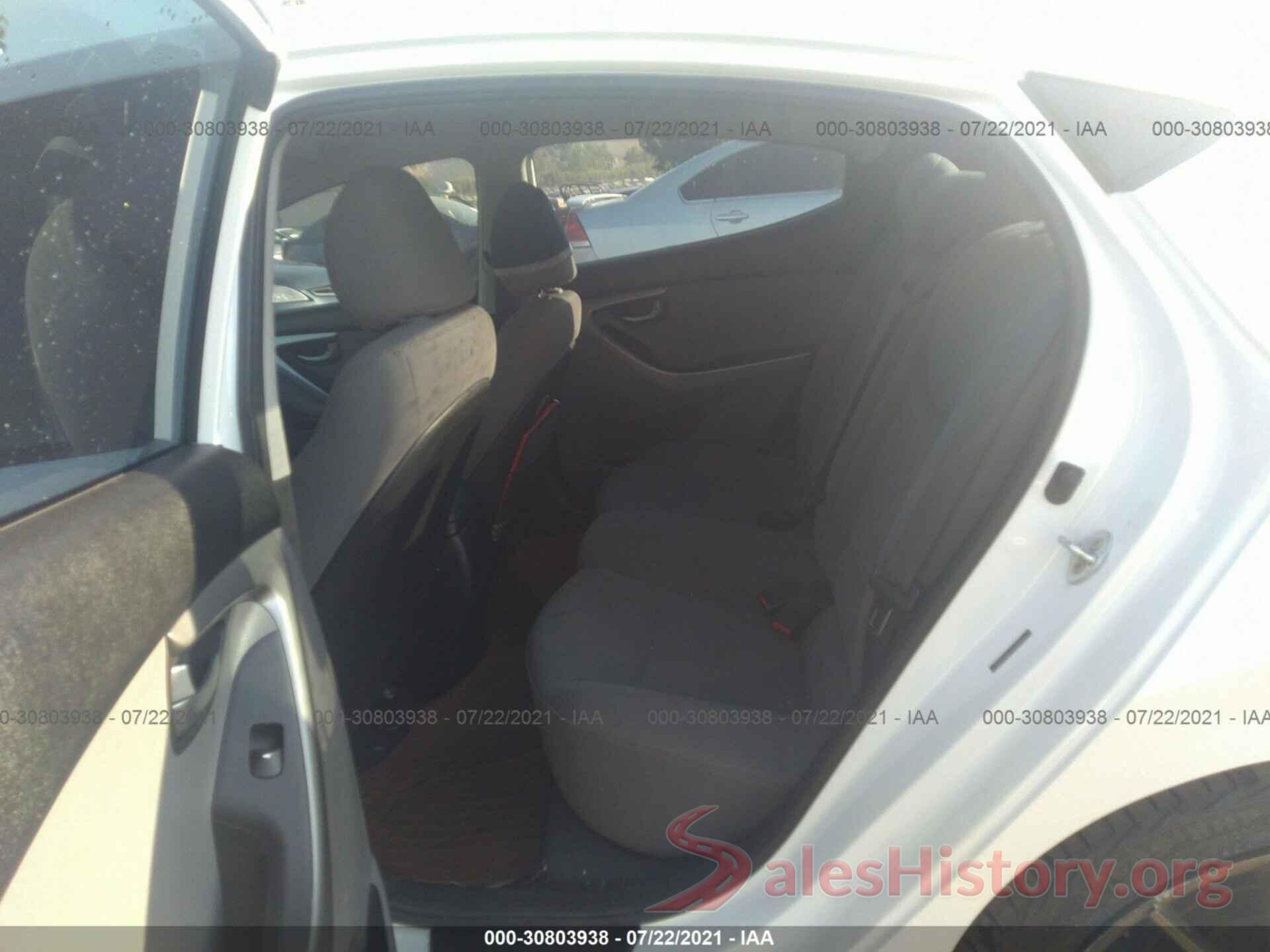 5NPDH4AE1GH751570 2016 HYUNDAI ELANTRA