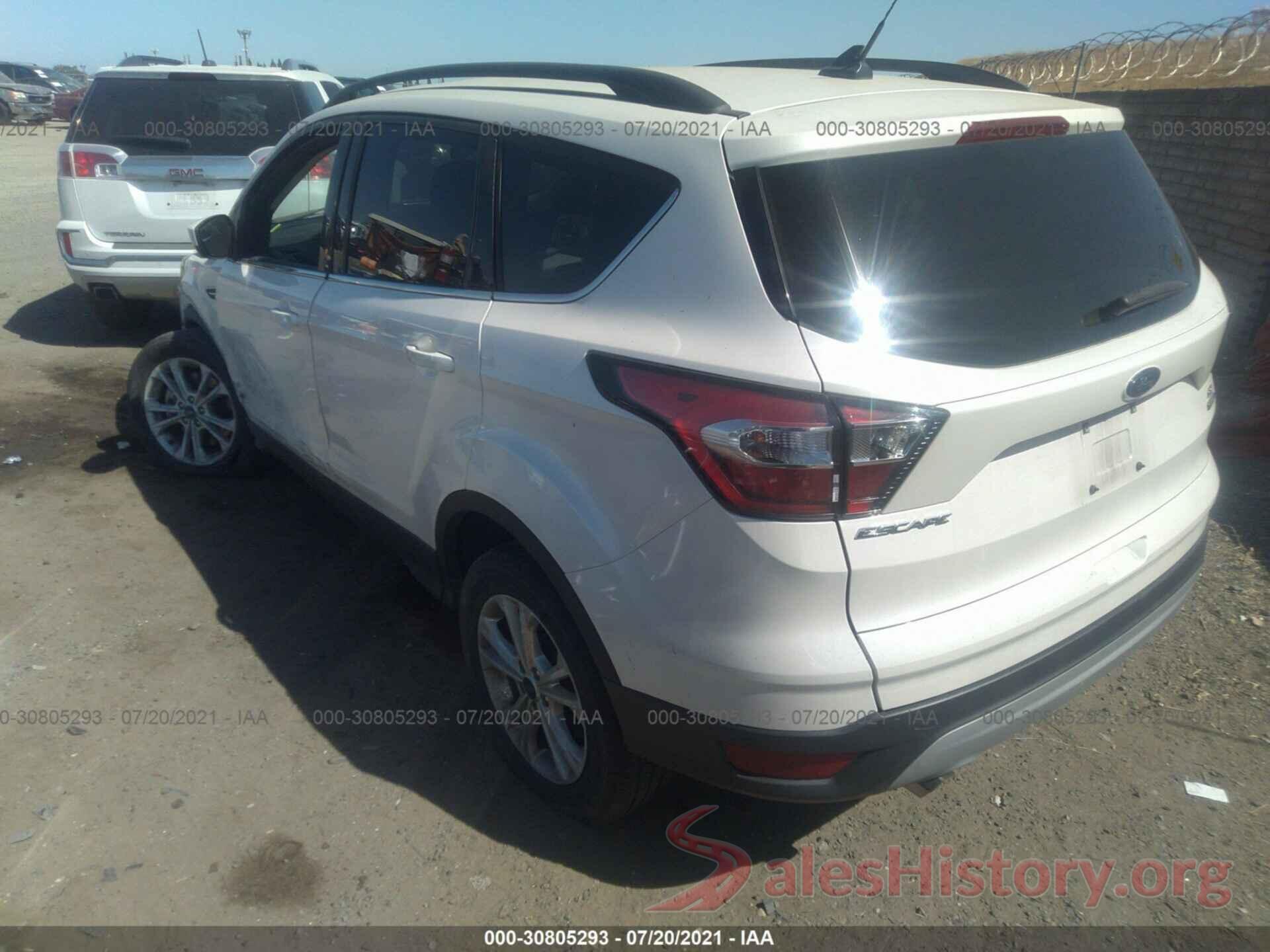 1FMCU9GD2JUC09776 2018 FORD ESCAPE