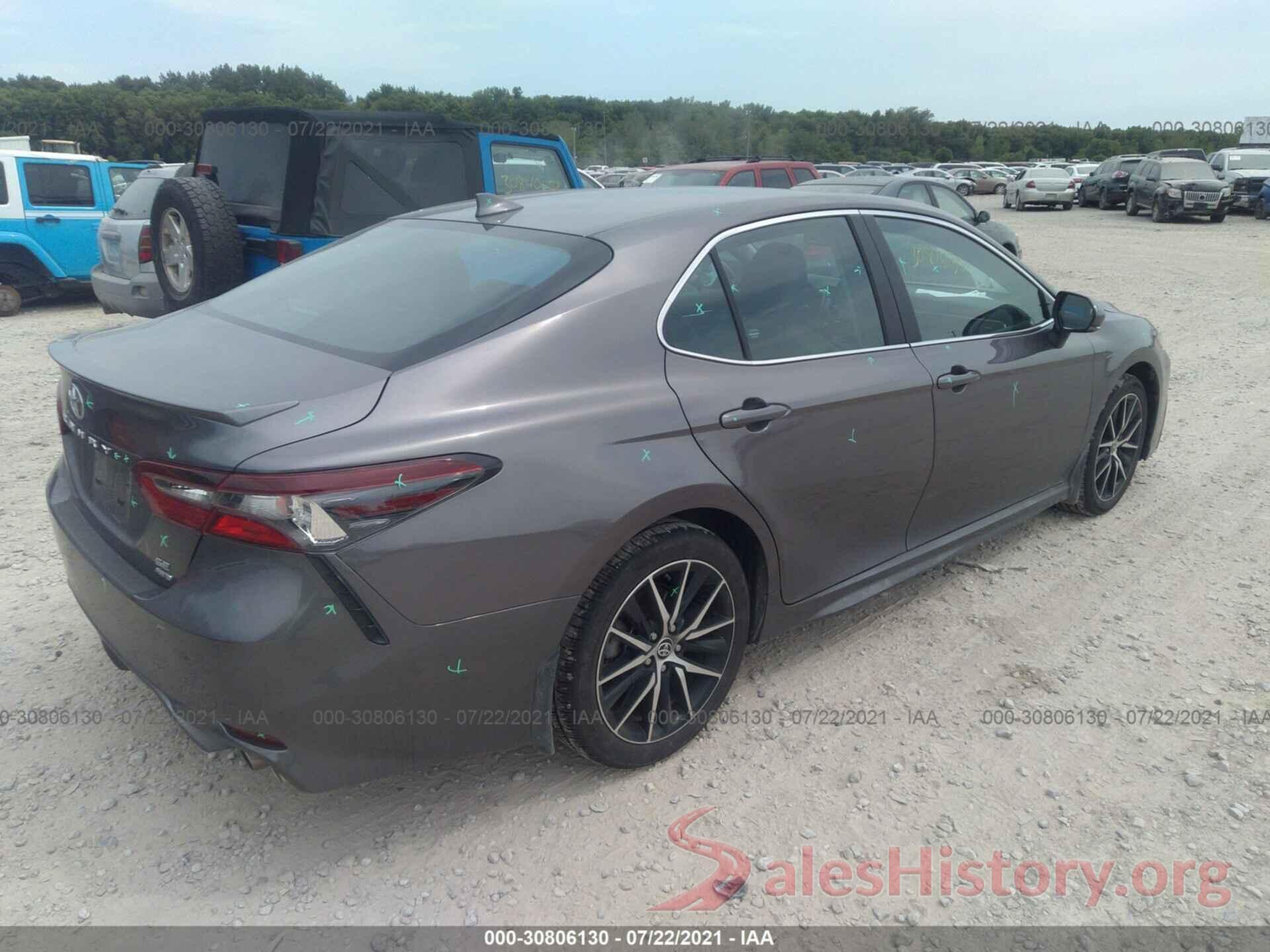 4T1G11BK2MU027730 2021 TOYOTA CAMRY