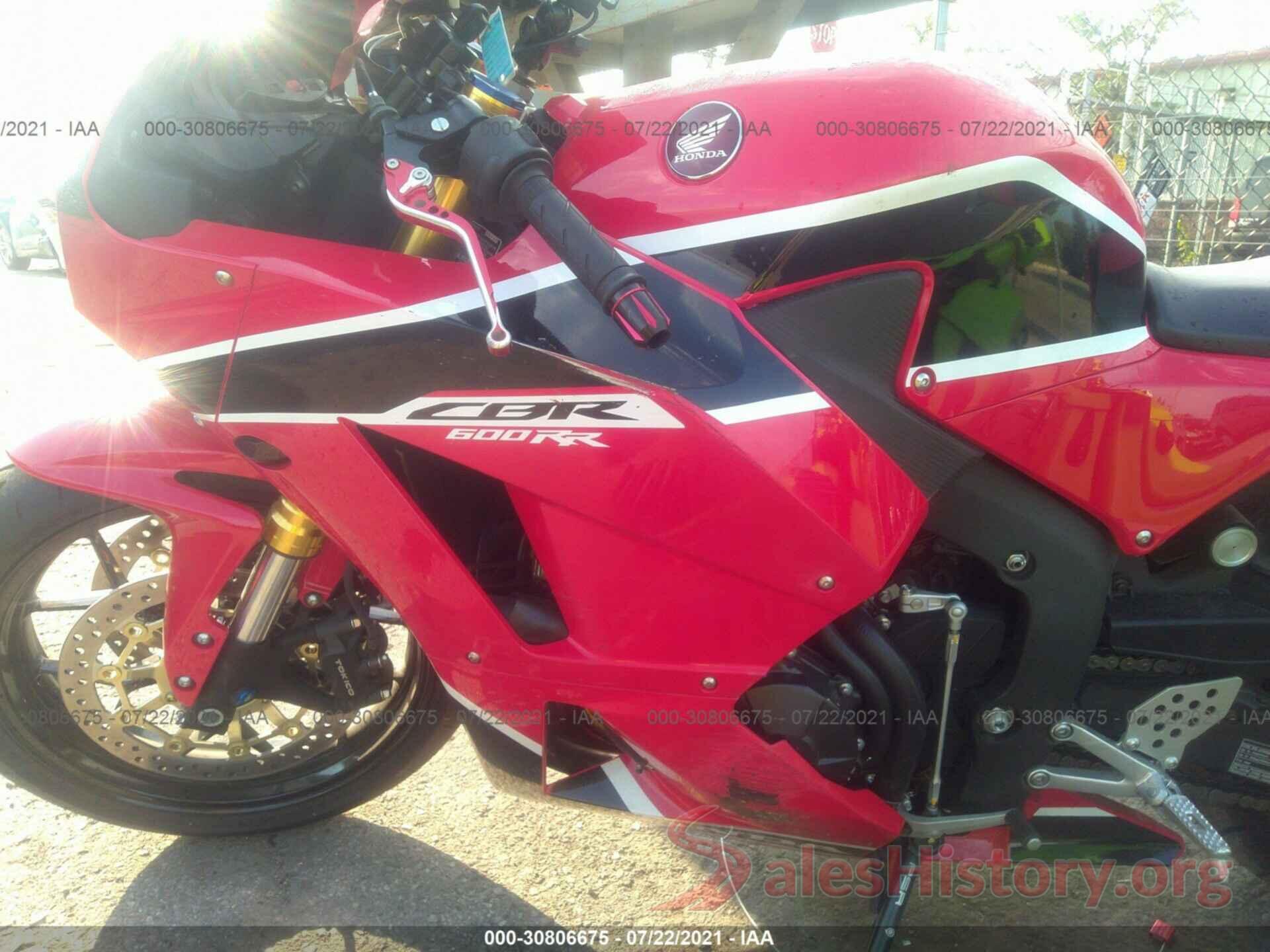 JH2PC40J3JK400329 2018 HONDA CBR600