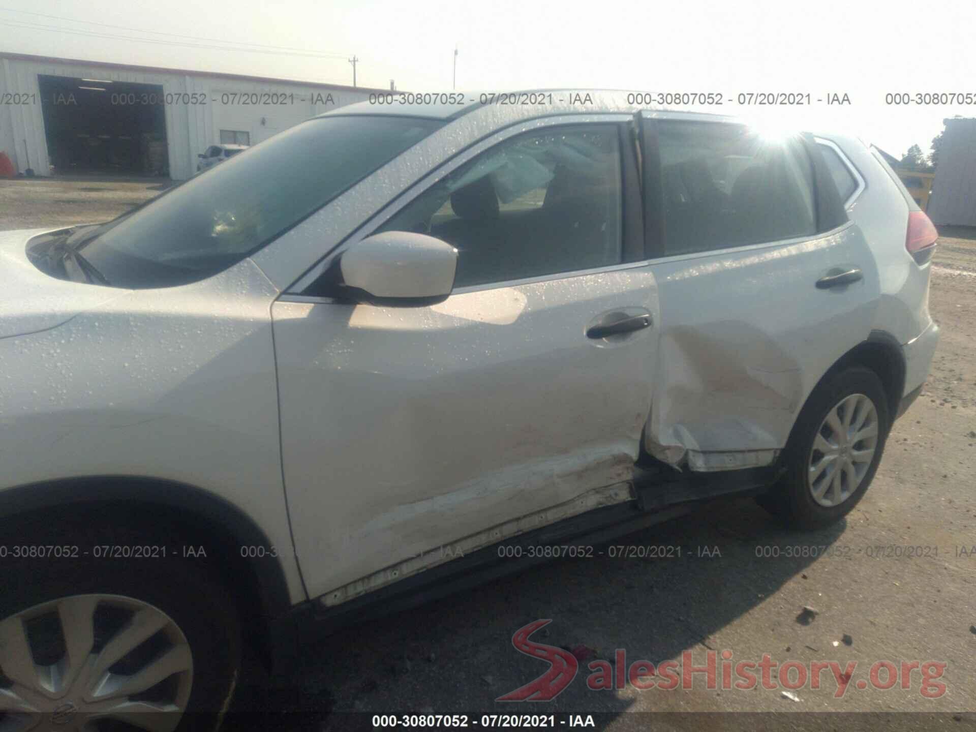 KNMAT2MT4JP612657 2018 NISSAN ROGUE