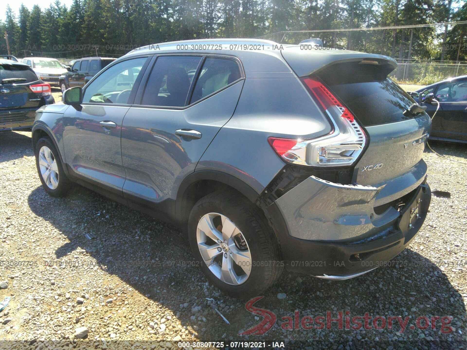 YV4AC2HK3L2228996 2020 VOLVO XC40