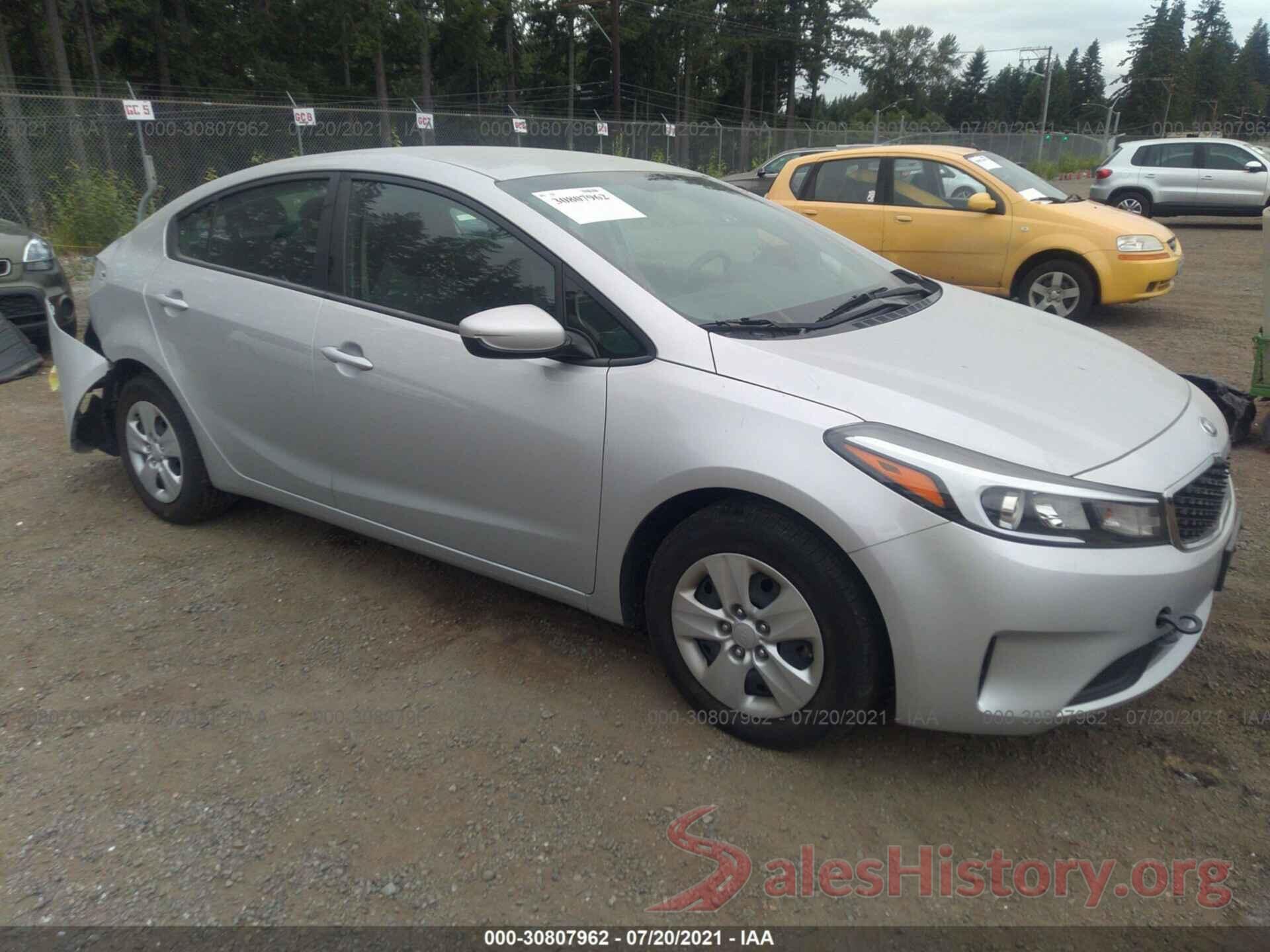 3KPFK4A77JE257429 2018 KIA FORTE