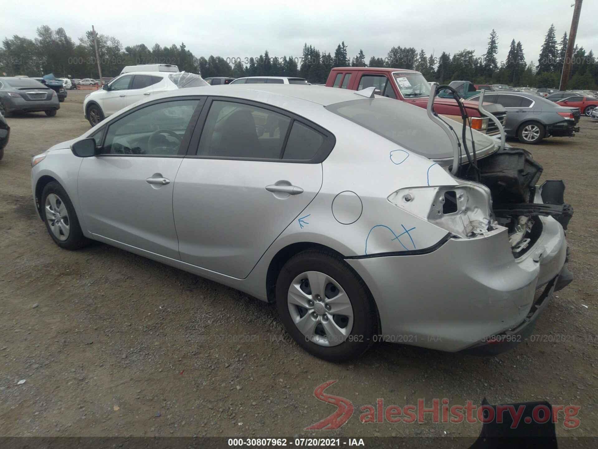 3KPFK4A77JE257429 2018 KIA FORTE