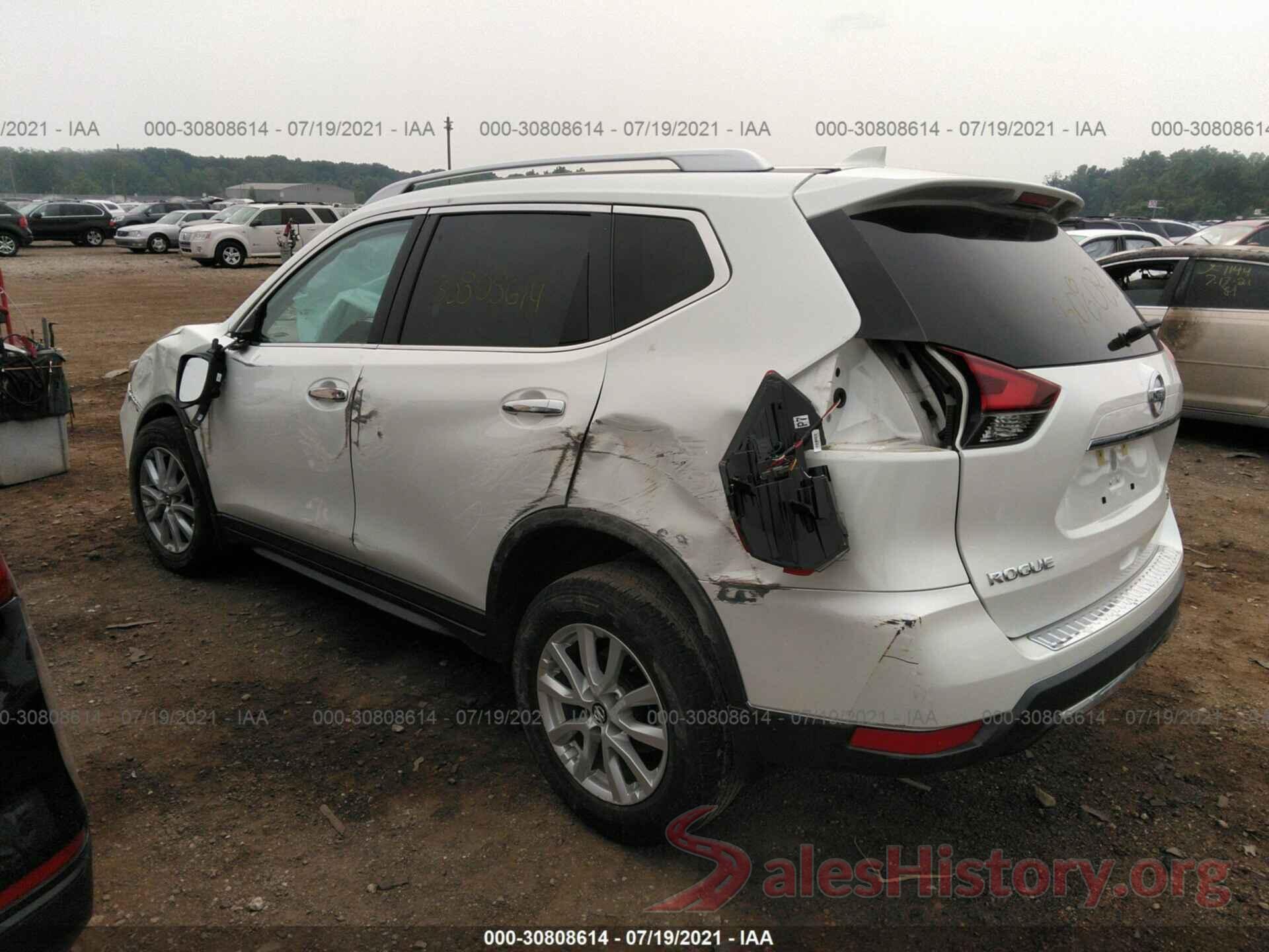 KNMAT2MV7JP553976 2018 NISSAN ROGUE