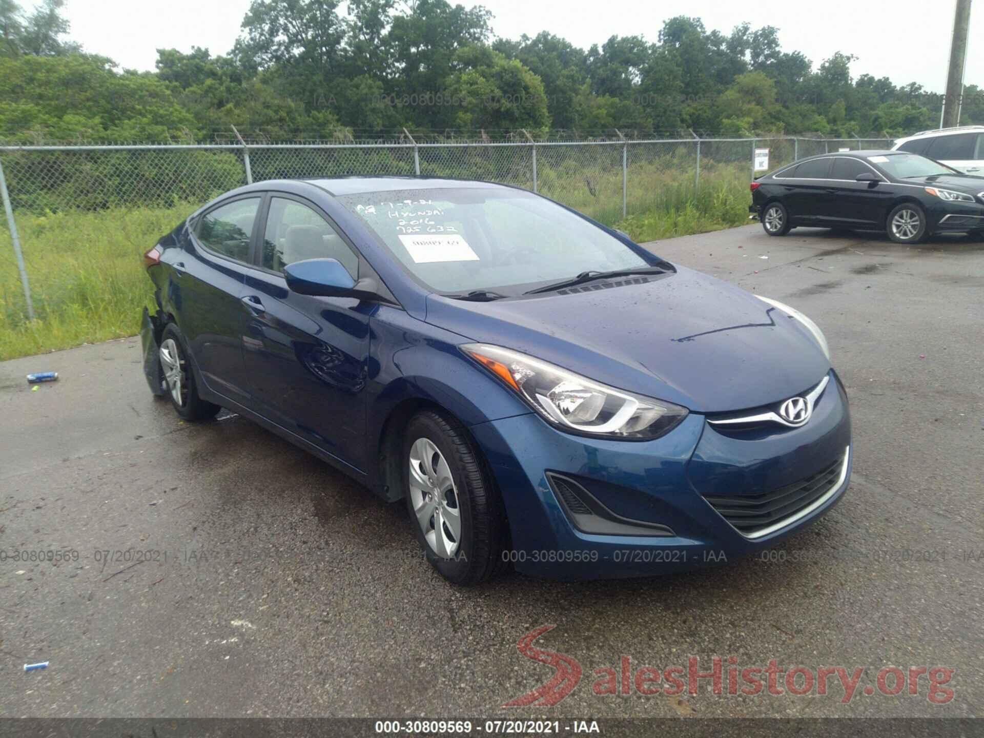 5NPDH4AEXGH725632 2016 HYUNDAI ELANTRA