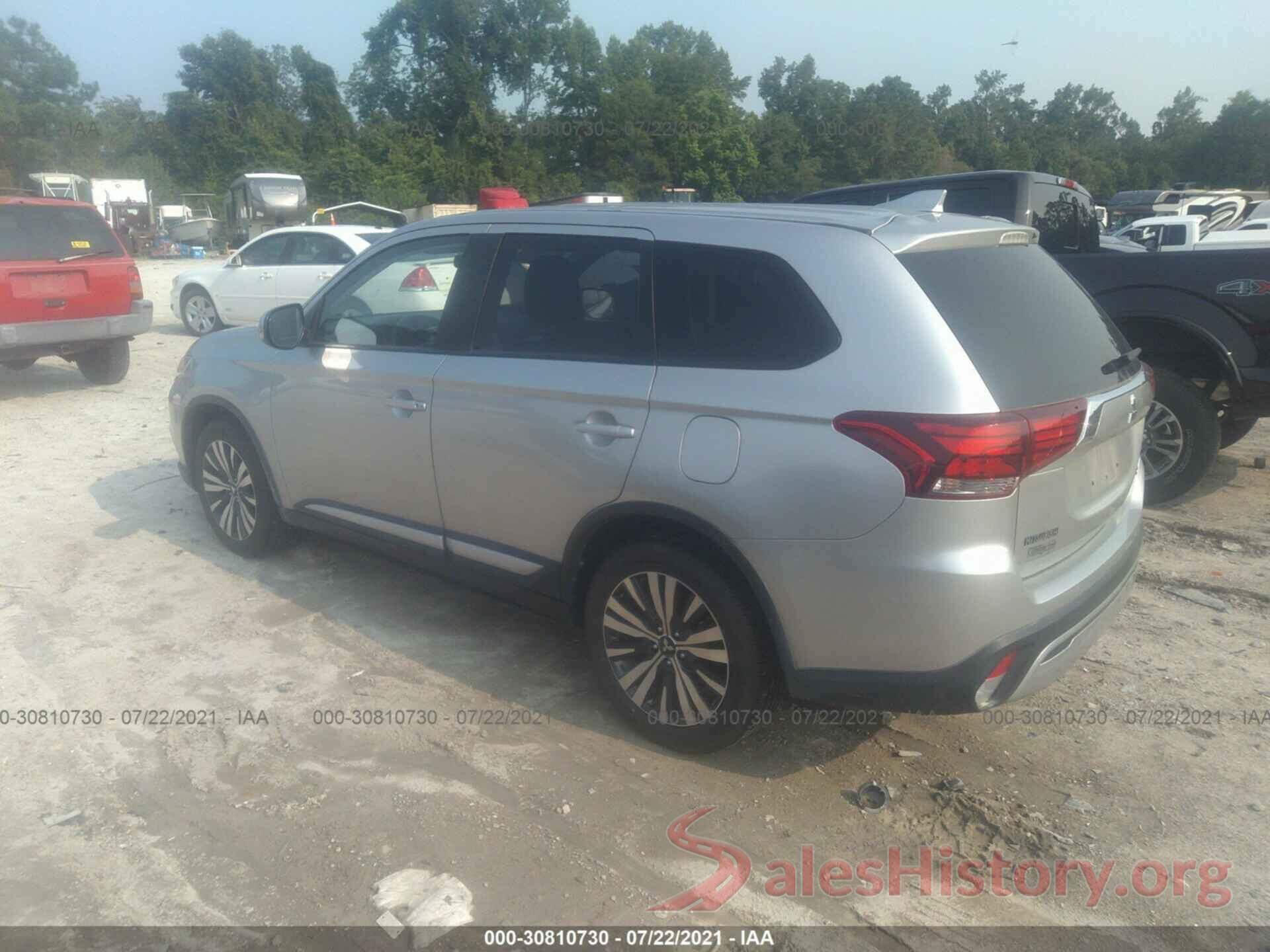 JA4AD3A3XKZ049525 2019 MITSUBISHI OUTLANDER