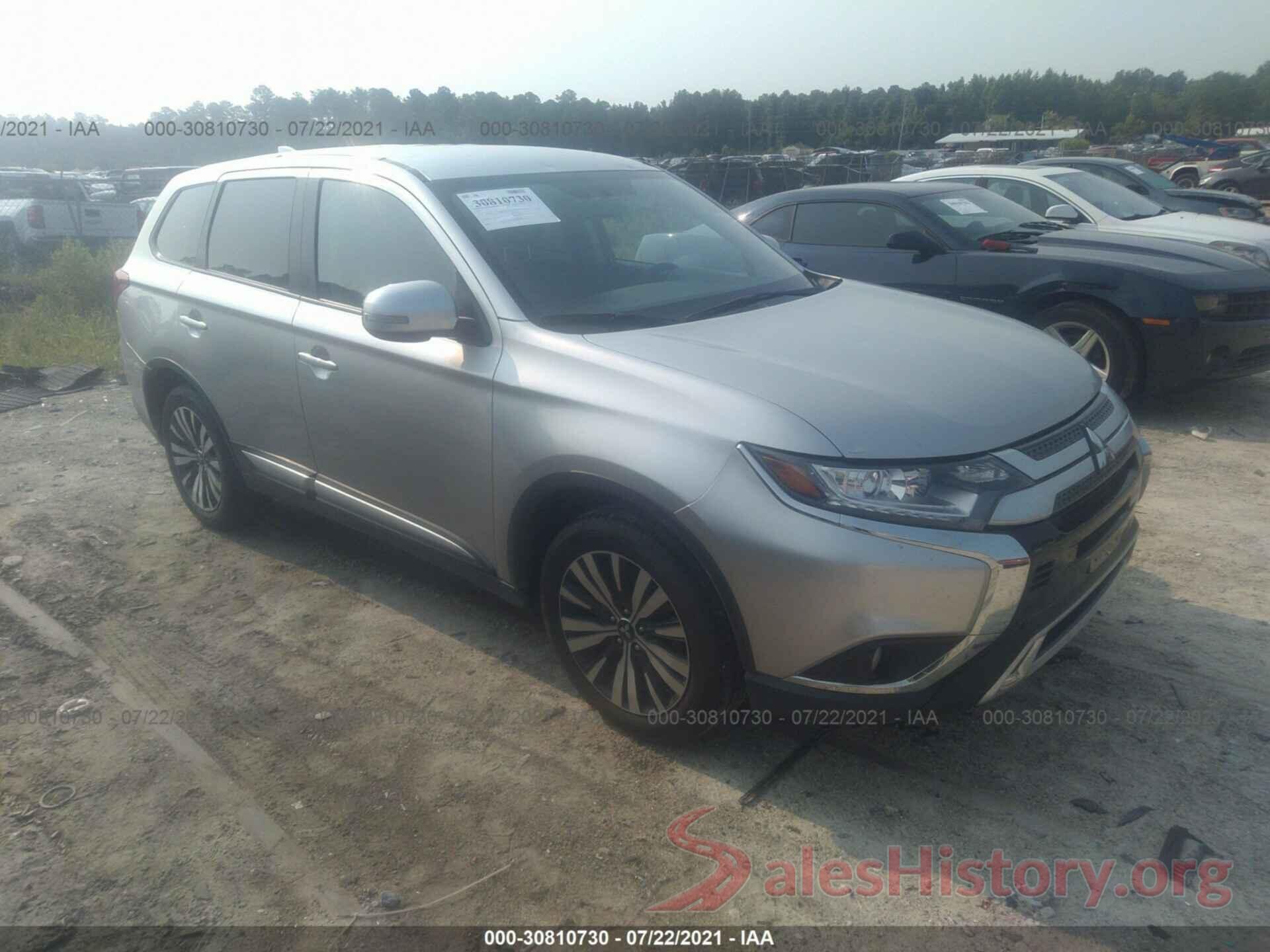 JA4AD3A3XKZ049525 2019 MITSUBISHI OUTLANDER