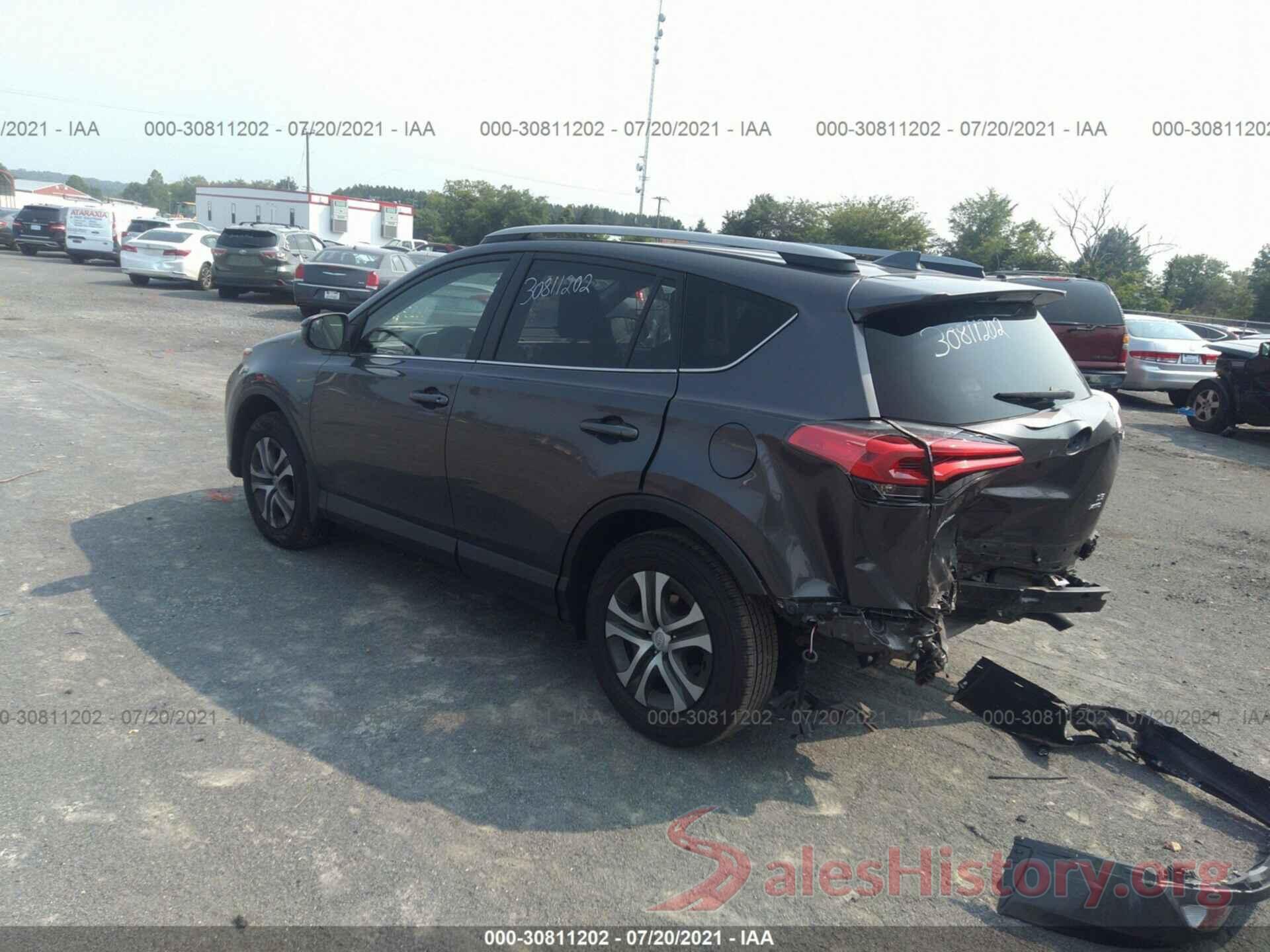 JTMBFREV9JJ728752 2018 TOYOTA RAV4