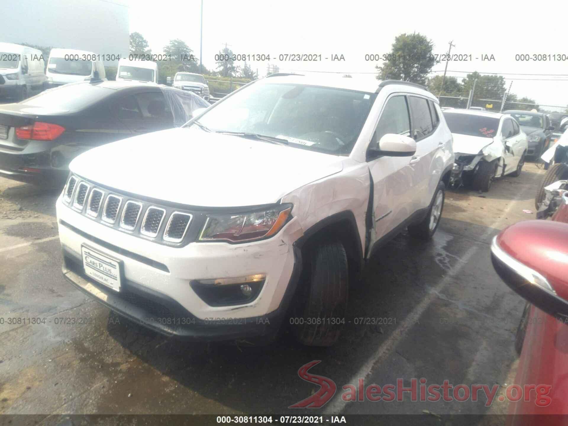 3C4NJDBBXJT307625 2018 JEEP COMPASS