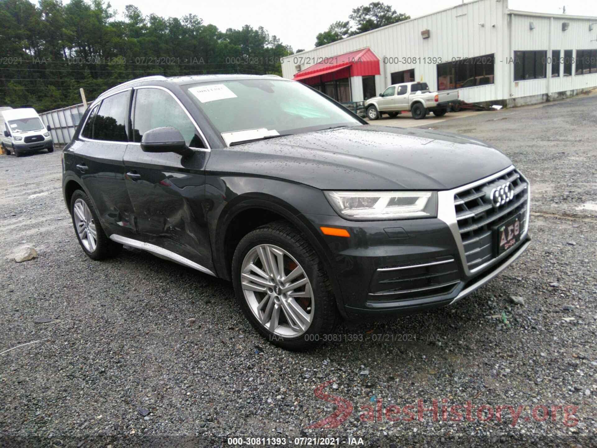 WA1BNAFY7L2072037 2020 AUDI Q5