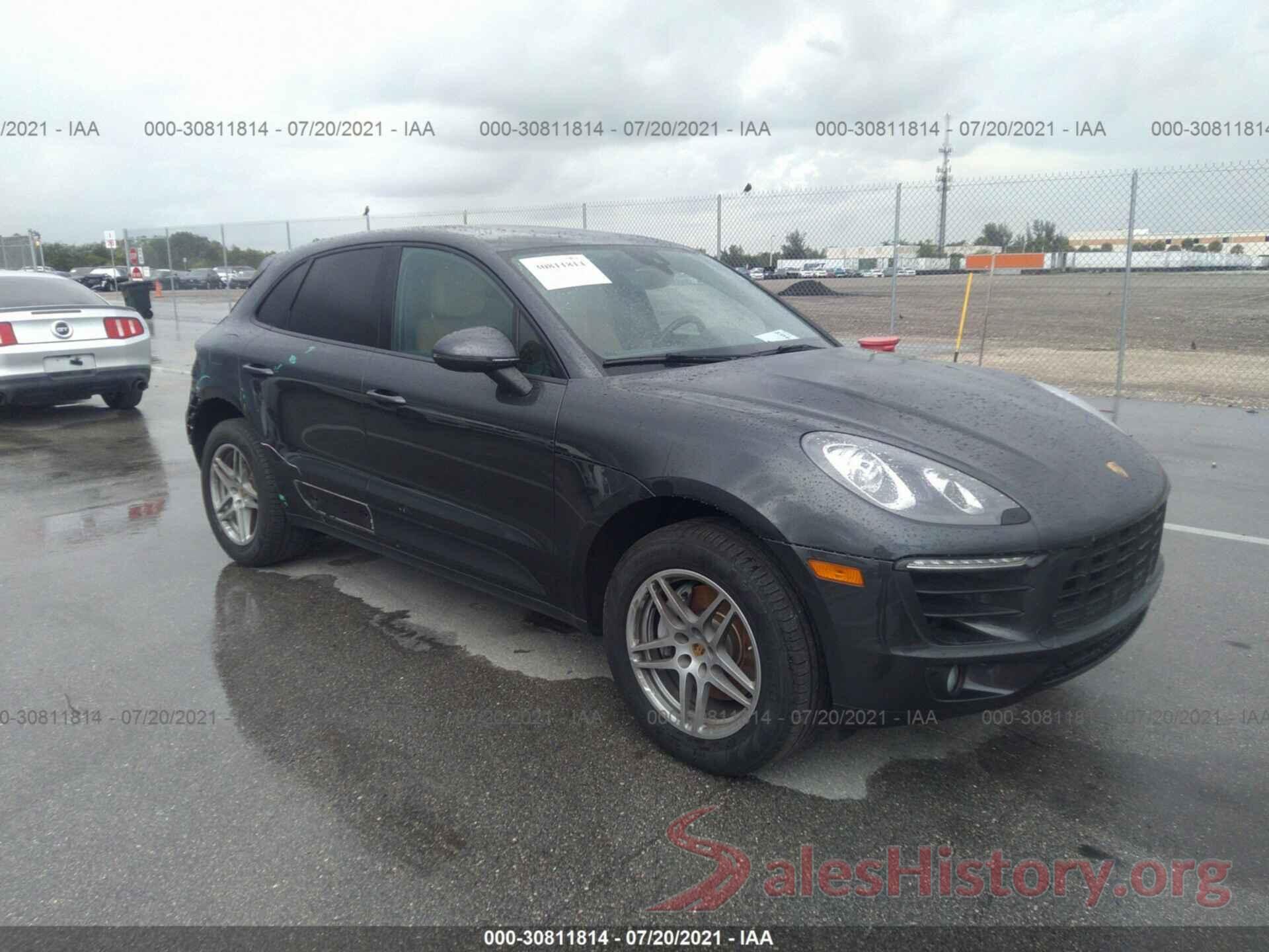 WP1AA2A53JLB06674 2018 PORSCHE MACAN