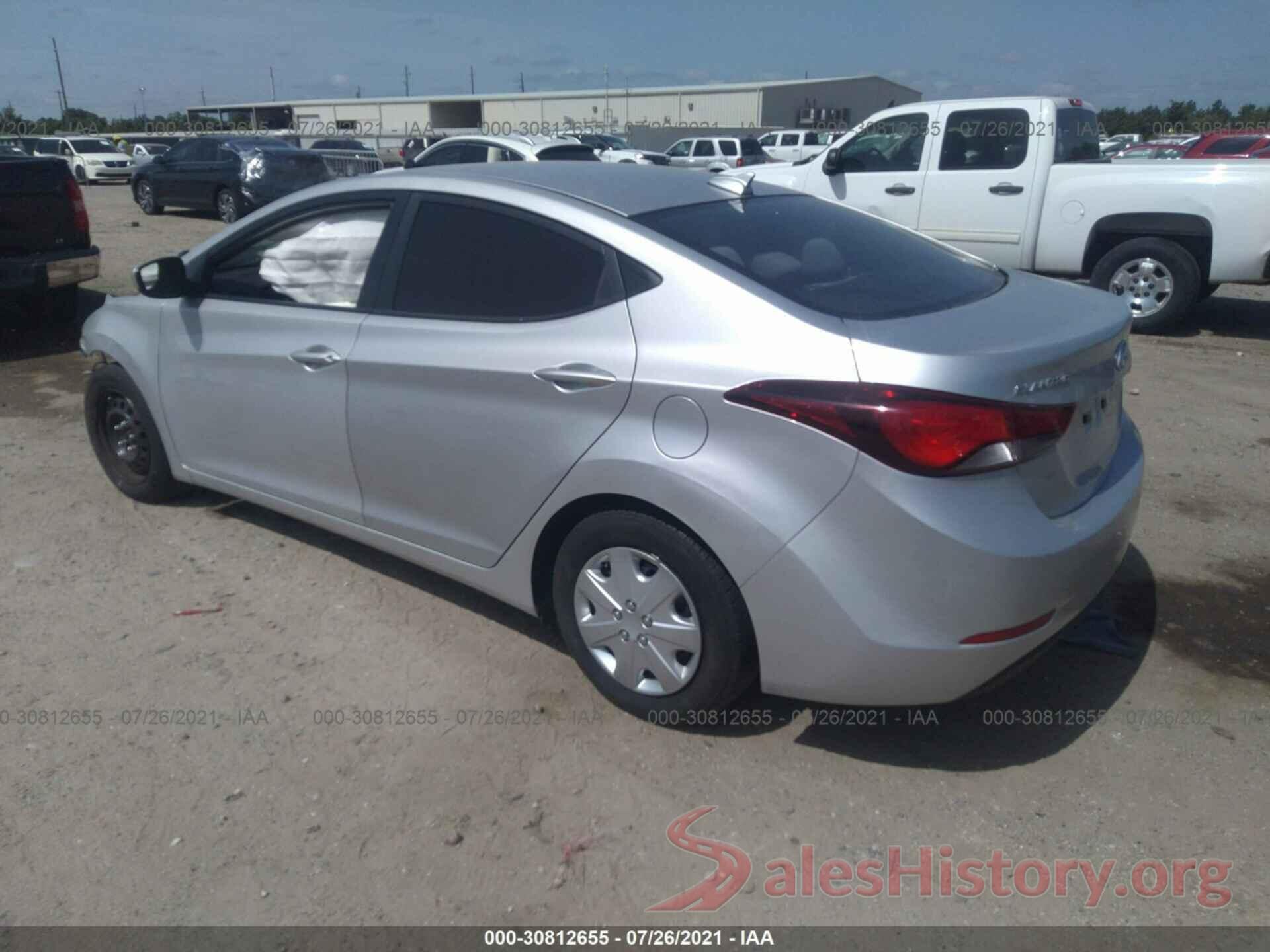 5NPDH4AE8GH765885 2016 HYUNDAI ELANTRA