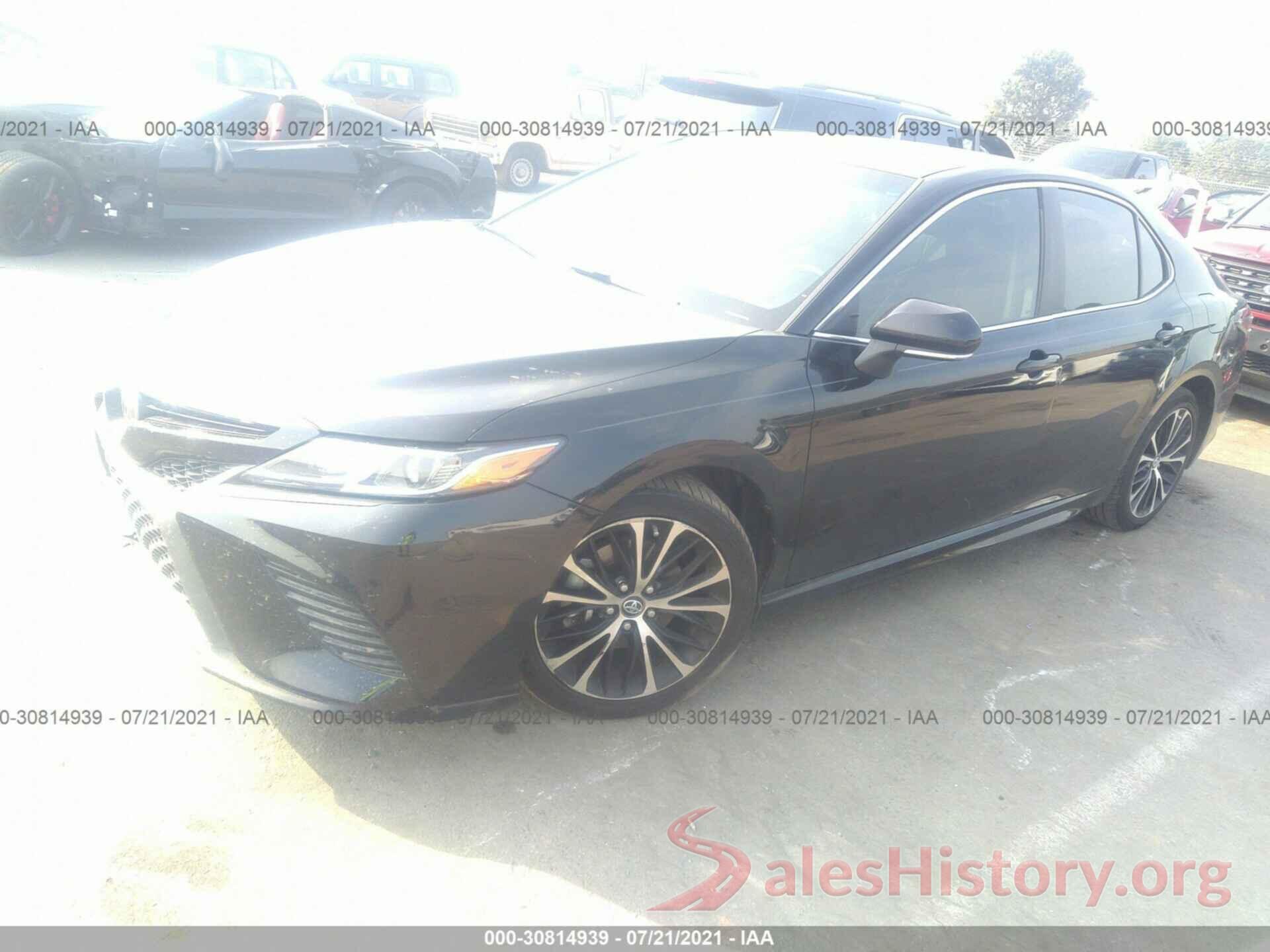 4T1B11HK0JU018733 2018 TOYOTA CAMRY