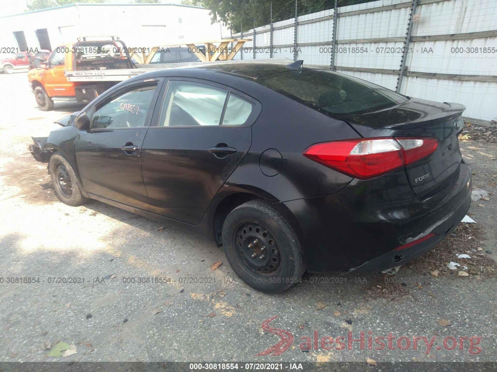 KNAFX4A60G5555816 2016 KIA FORTE