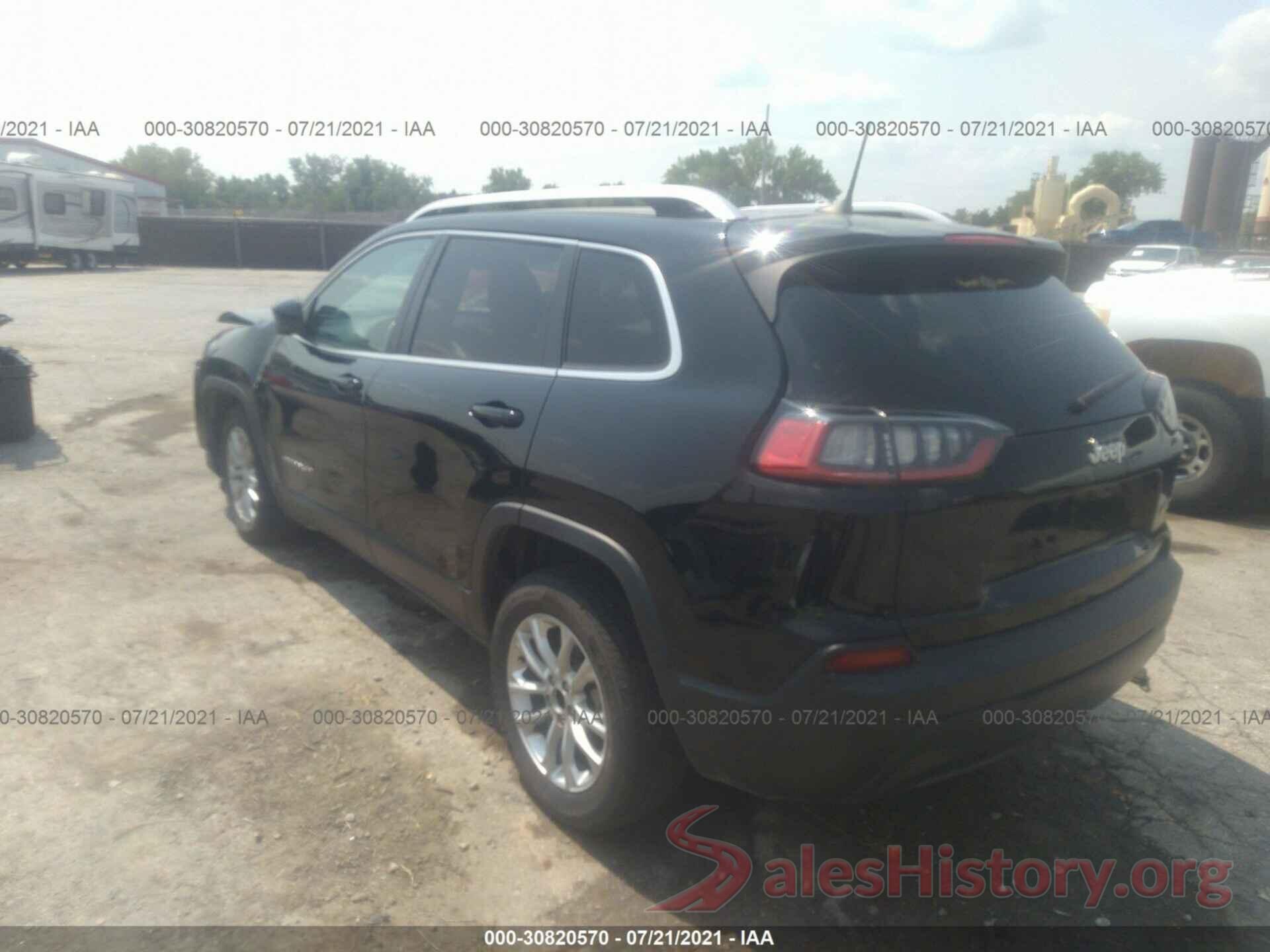 1C4PJLCB0KD172082 2019 JEEP CHEROKEE