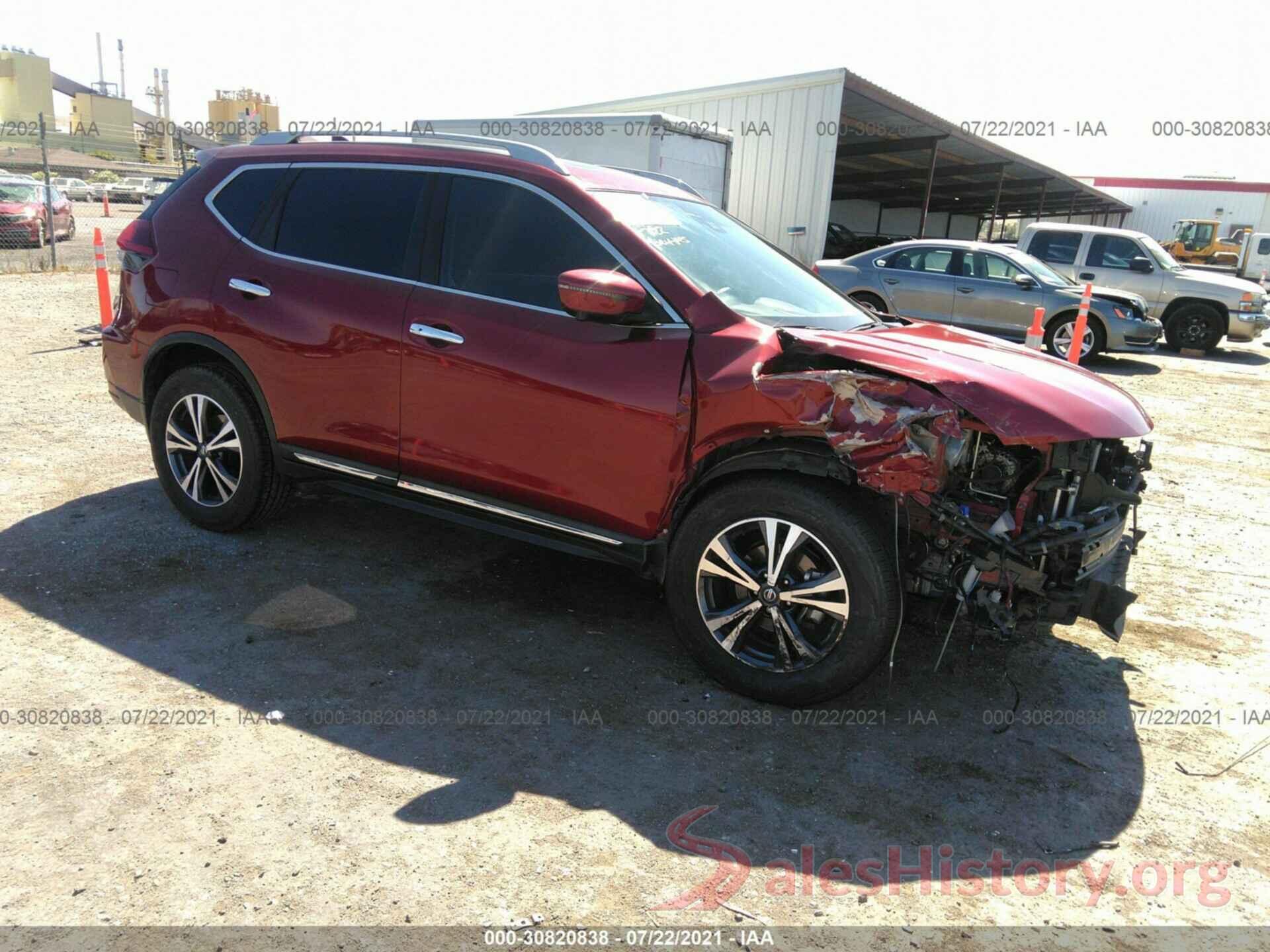 5N1AT2MT7JC715669 2018 NISSAN ROGUE