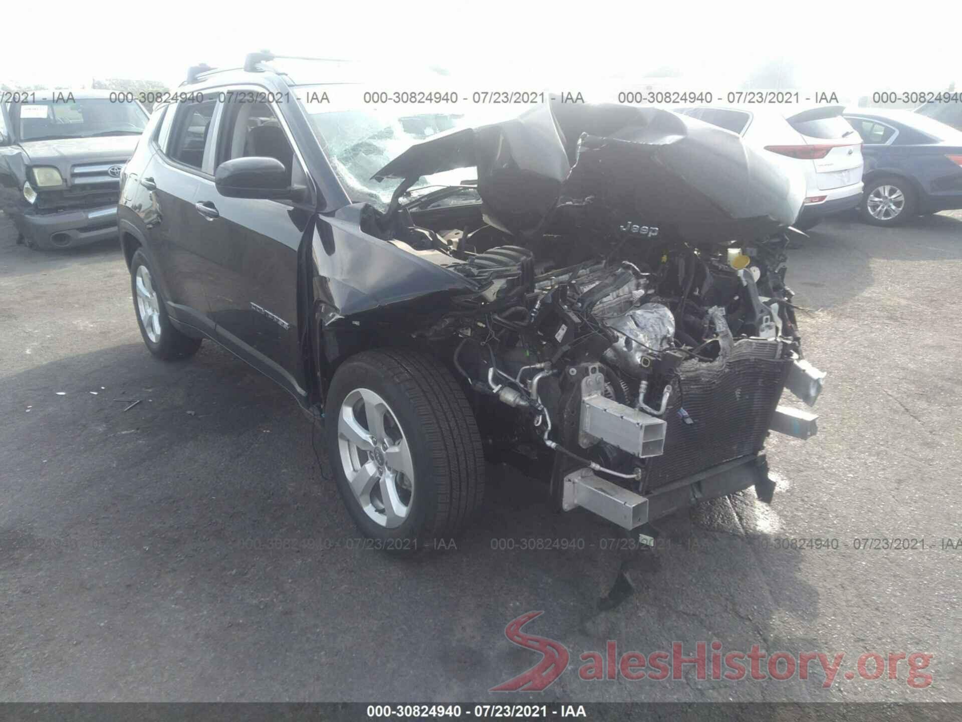 3C4NJCBB3JT233619 2018 JEEP COMPASS