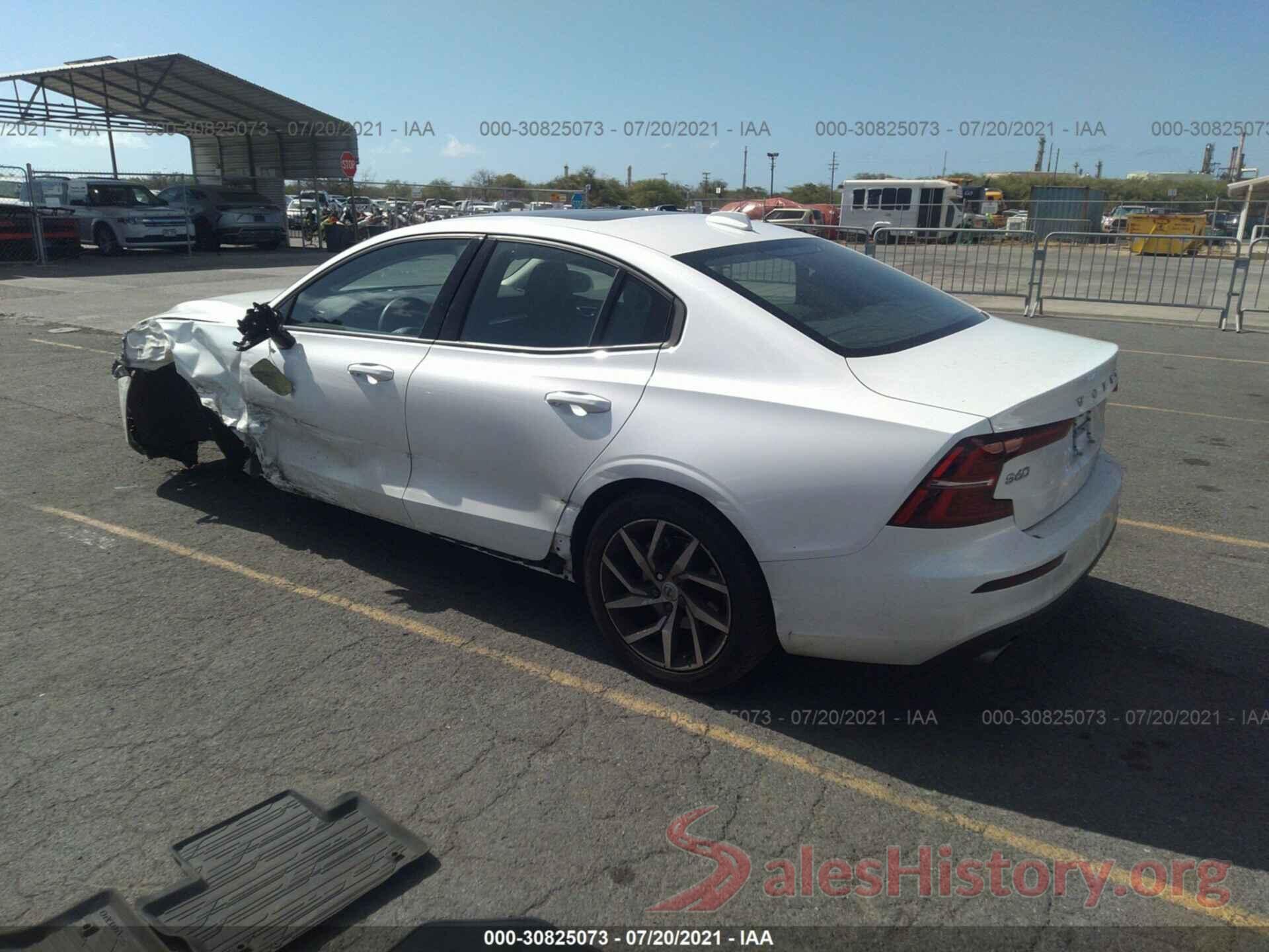 7JR102FK3LG034696 2020 VOLVO S60