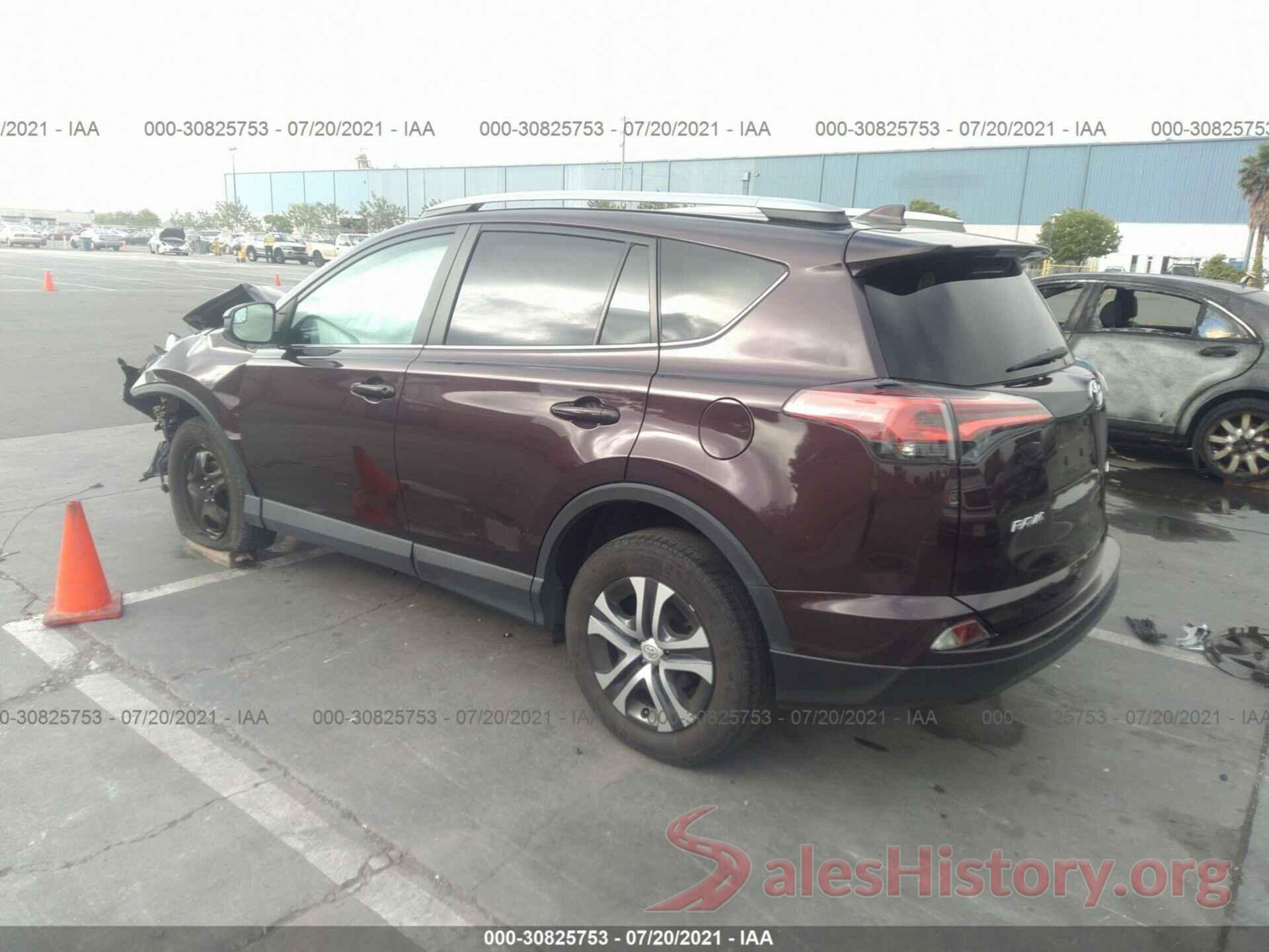 2T3ZFREV0HW390944 2017 TOYOTA RAV4