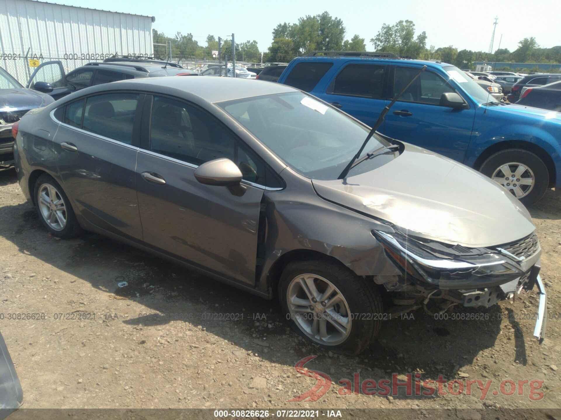 1G1BE5SM0J7138985 2018 CHEVROLET CRUZE