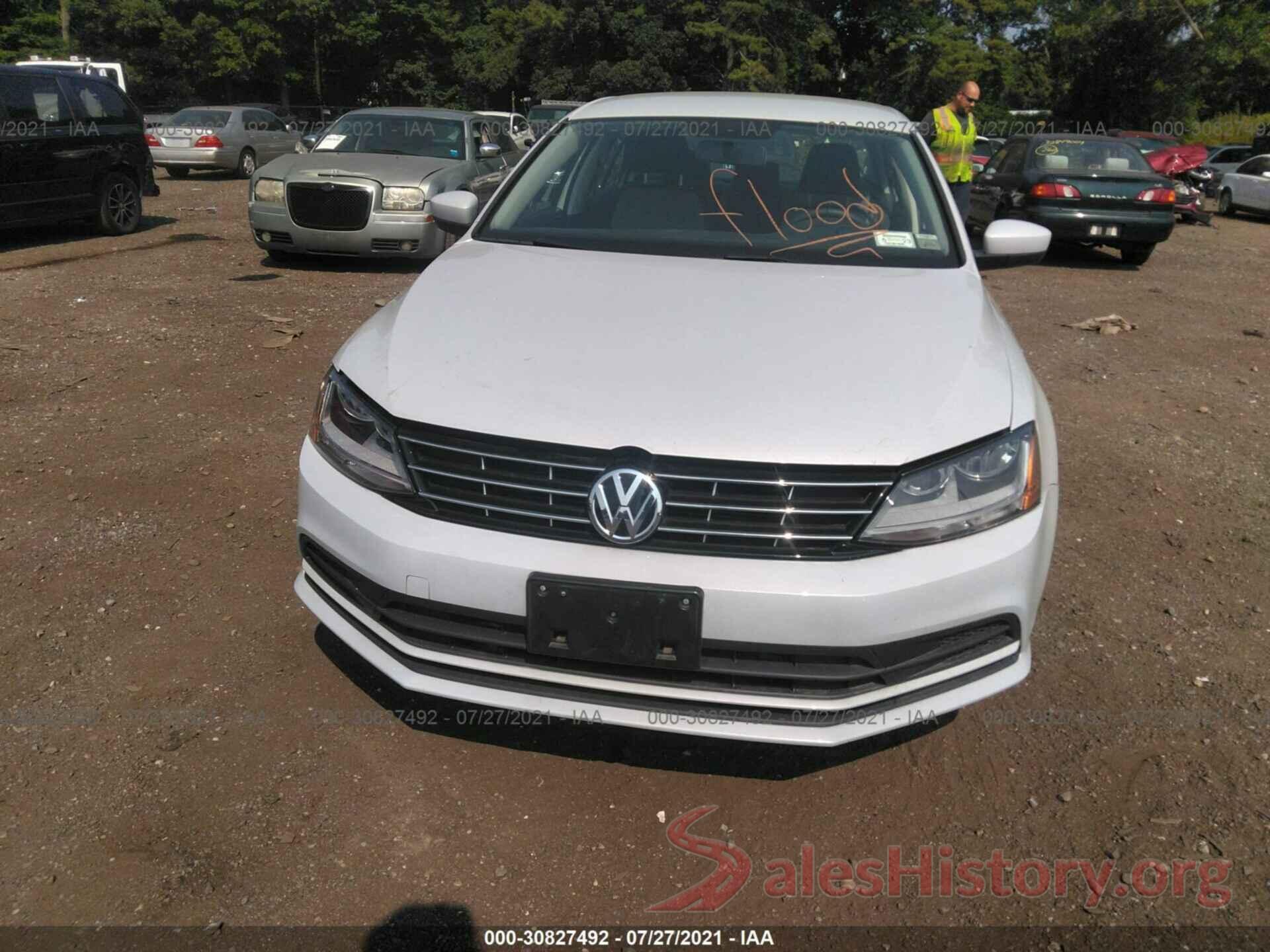 3VW2B7AJ3JM256986 2018 VOLKSWAGEN JETTA