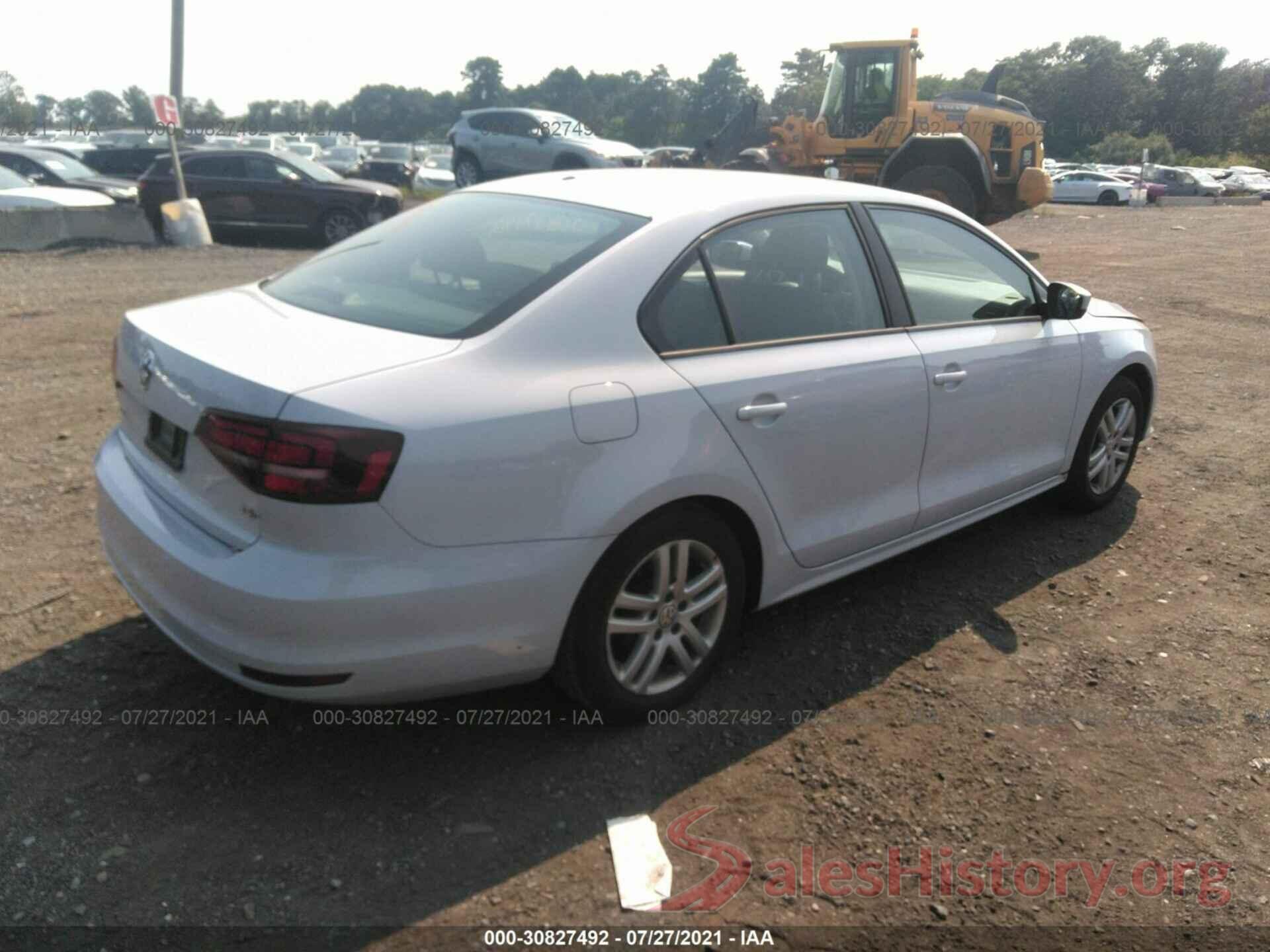 3VW2B7AJ3JM256986 2018 VOLKSWAGEN JETTA