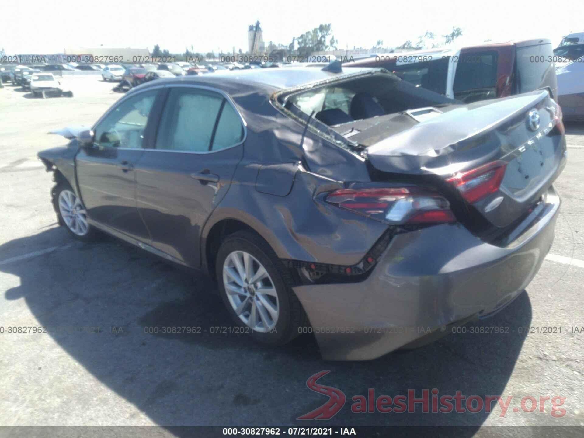 4T1C11AK5MU582445 2021 TOYOTA CAMRY