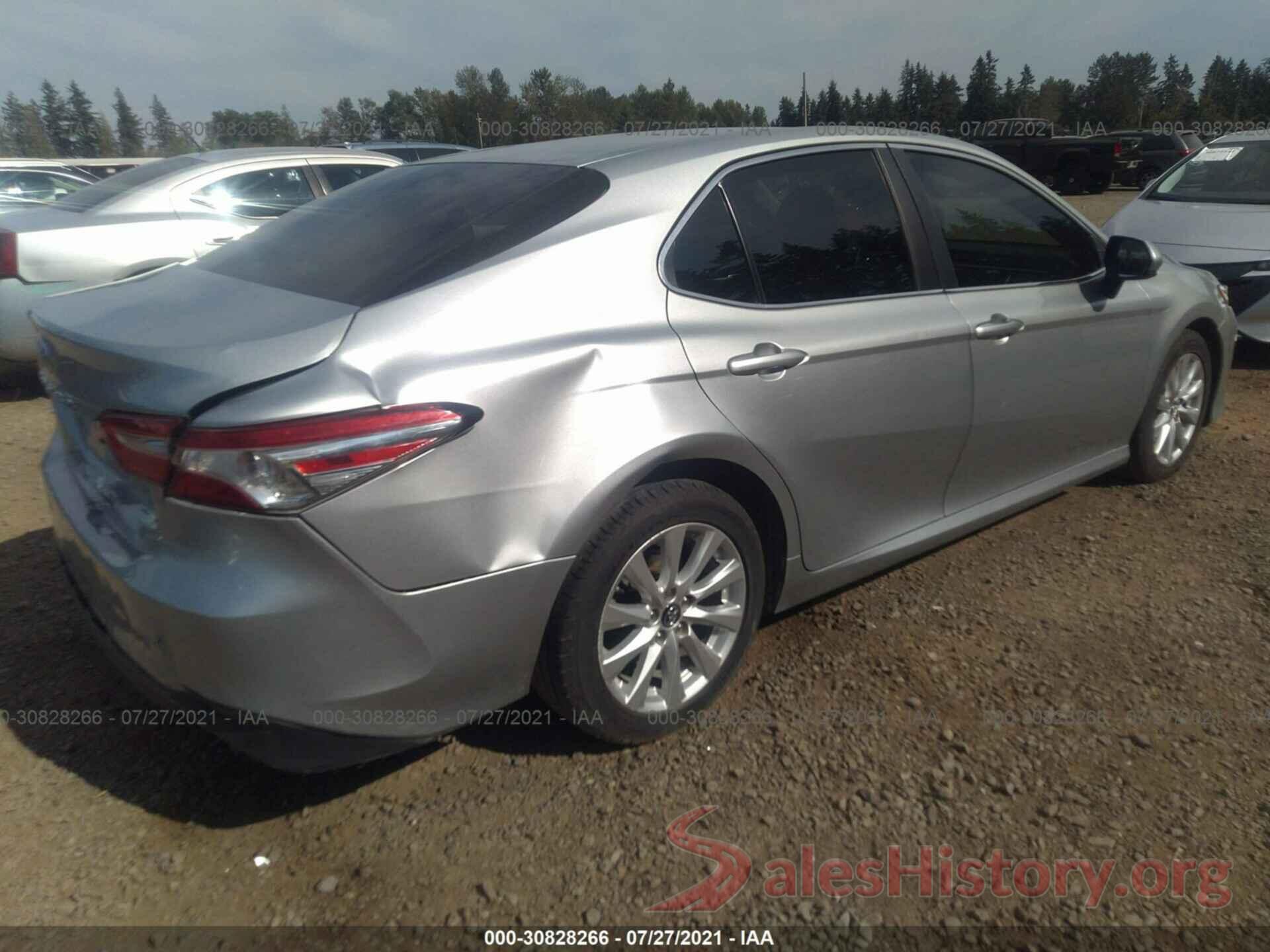 4T1B11HKXJU509942 2018 TOYOTA CAMRY