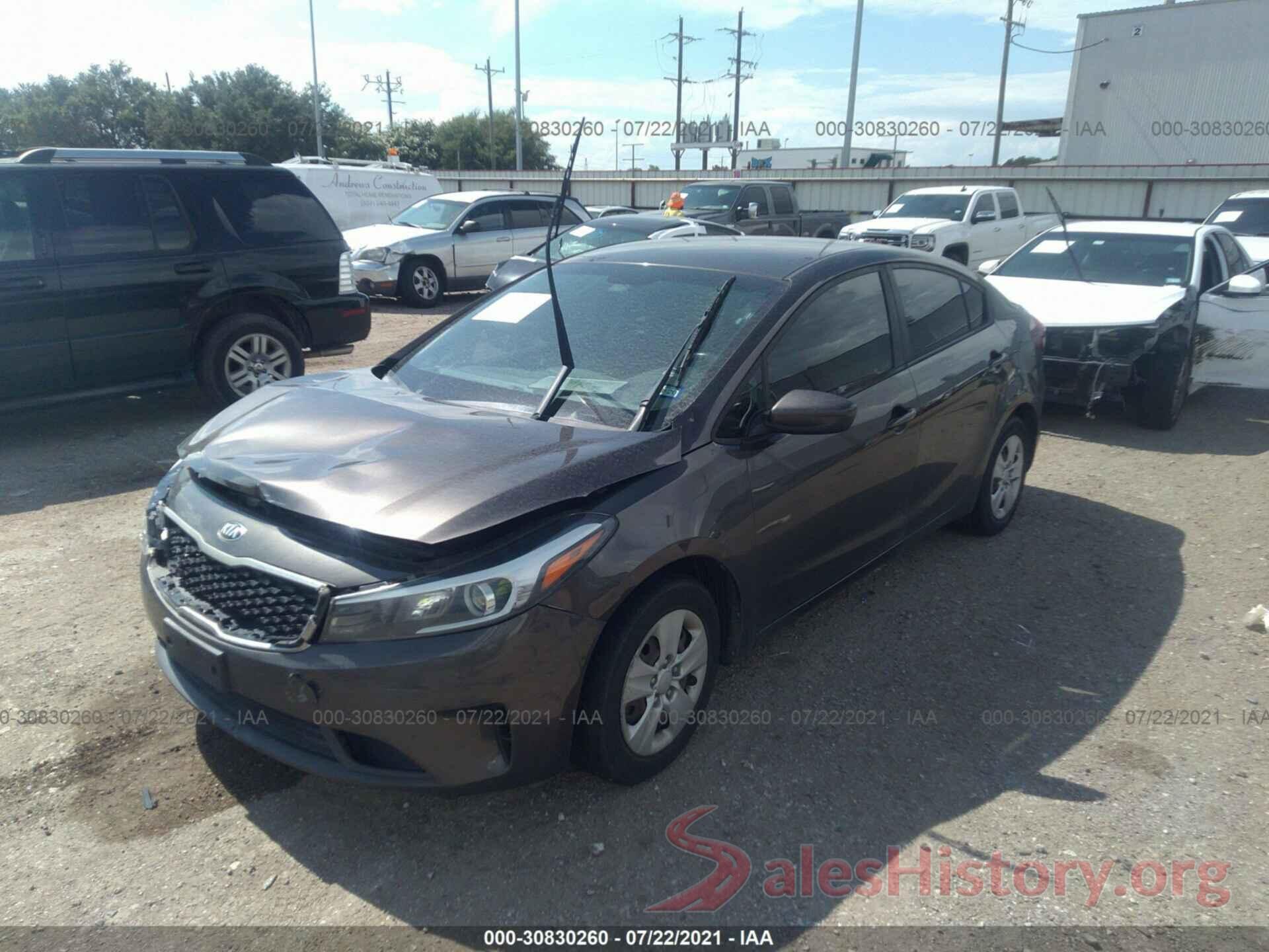 3KPFK4A76JE164613 2018 KIA FORTE