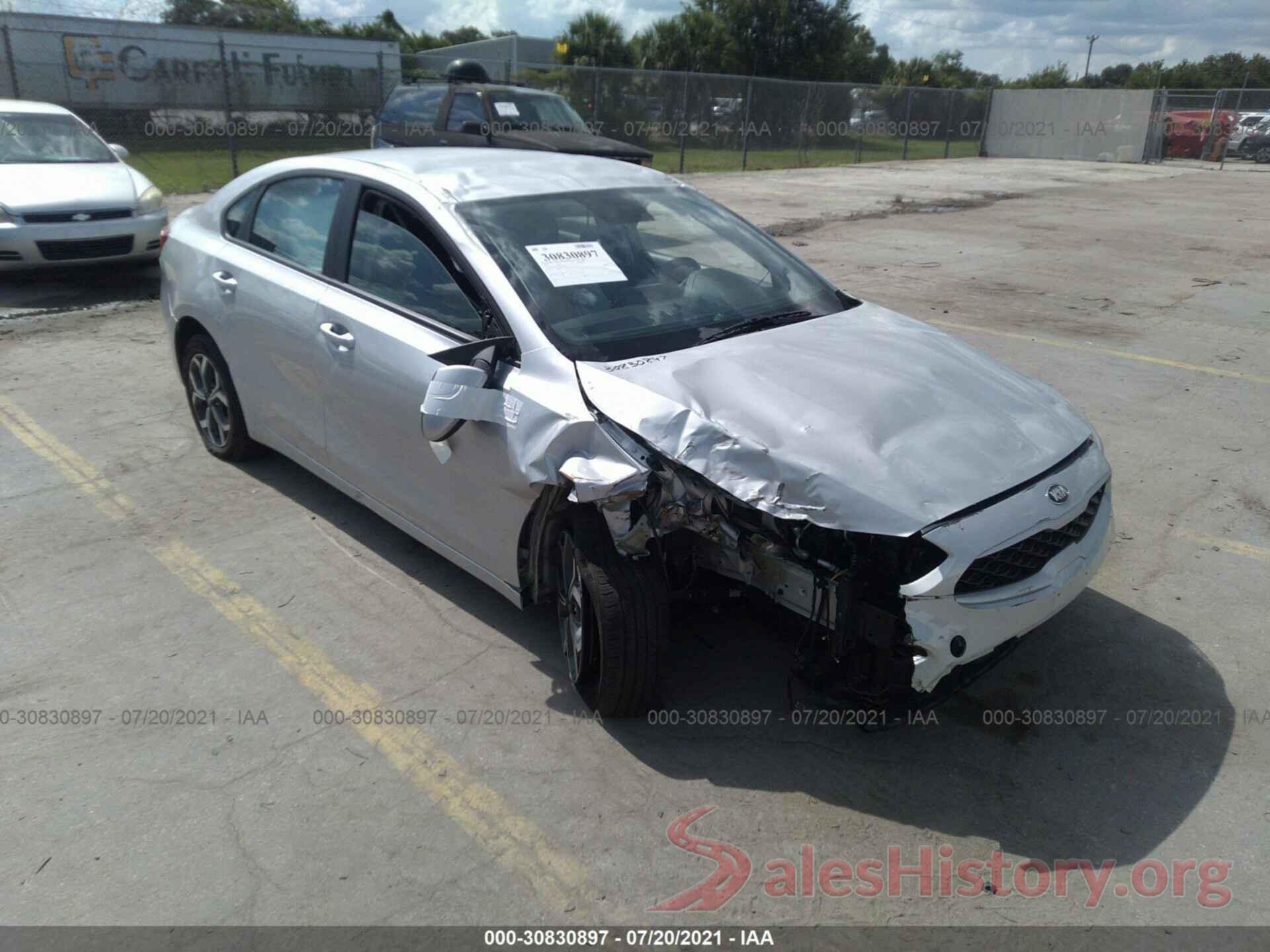 3KPF24AD7ME283166 2021 KIA FORTE