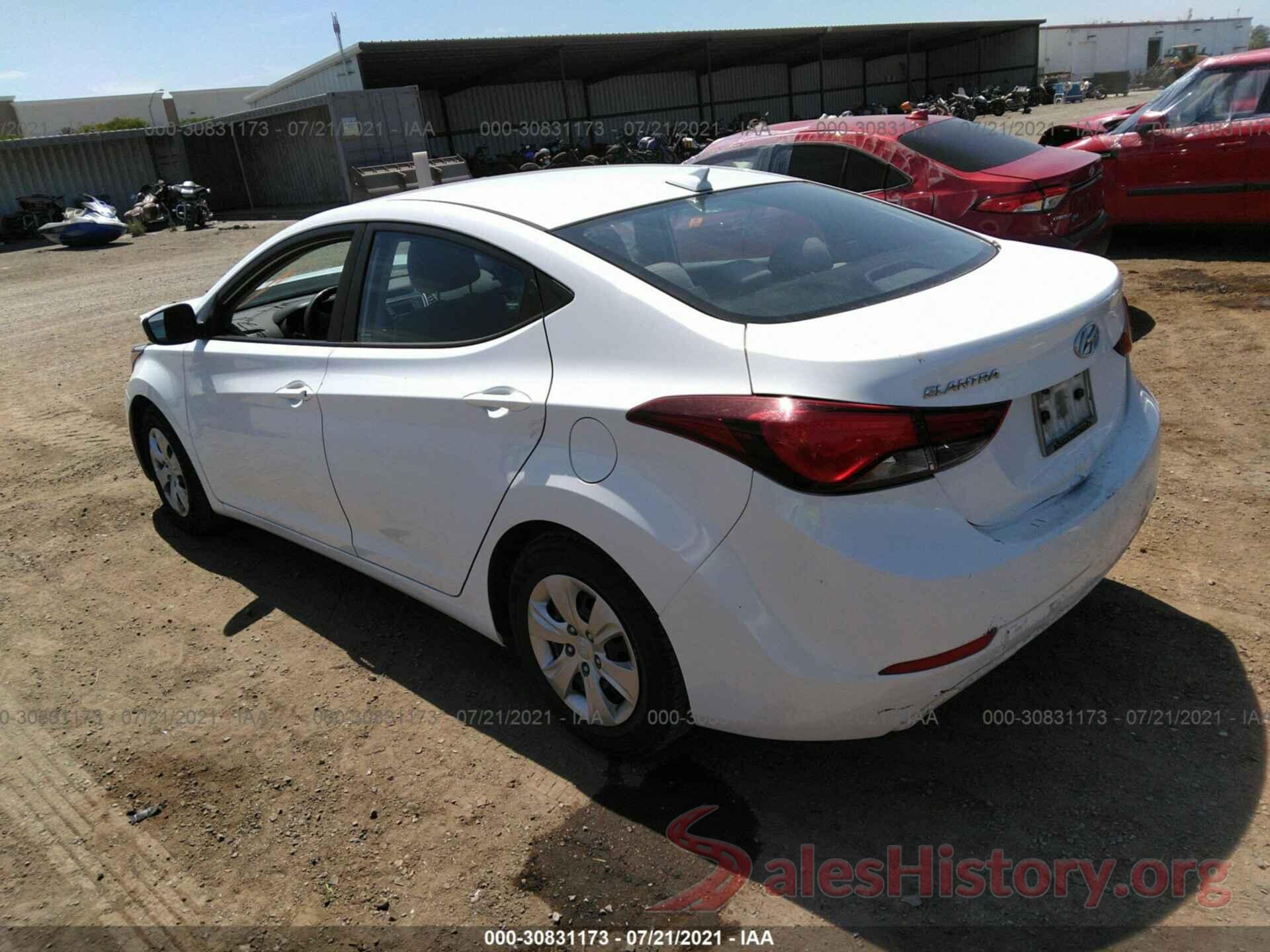 5NPDH4AE6GH673495 2016 HYUNDAI ELANTRA