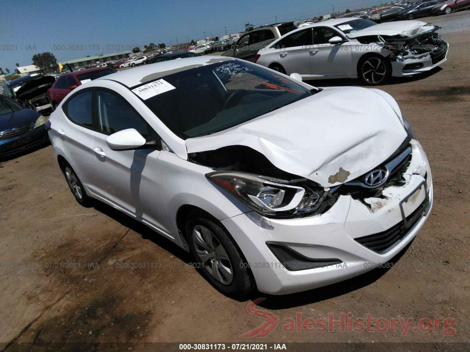 5NPDH4AE6GH673495 2016 HYUNDAI ELANTRA