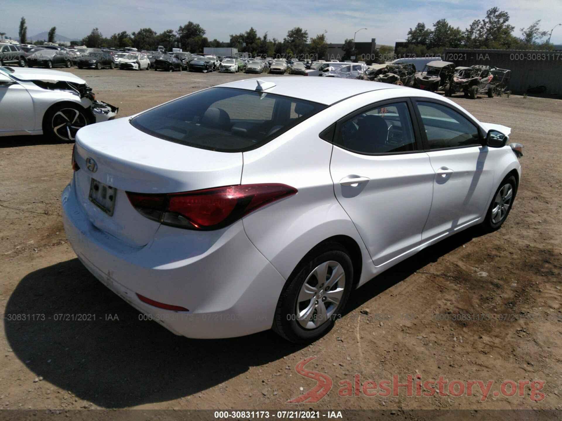 5NPDH4AE6GH673495 2016 HYUNDAI ELANTRA