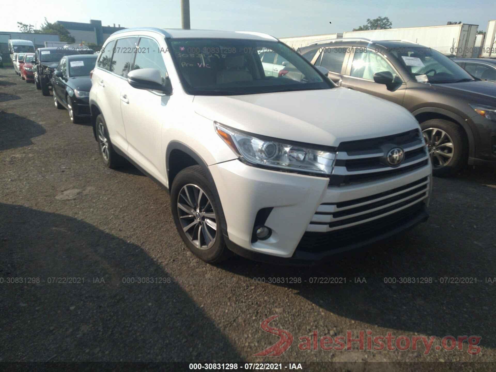 5TDJZRFH1KS590933 2019 TOYOTA HIGHLANDER