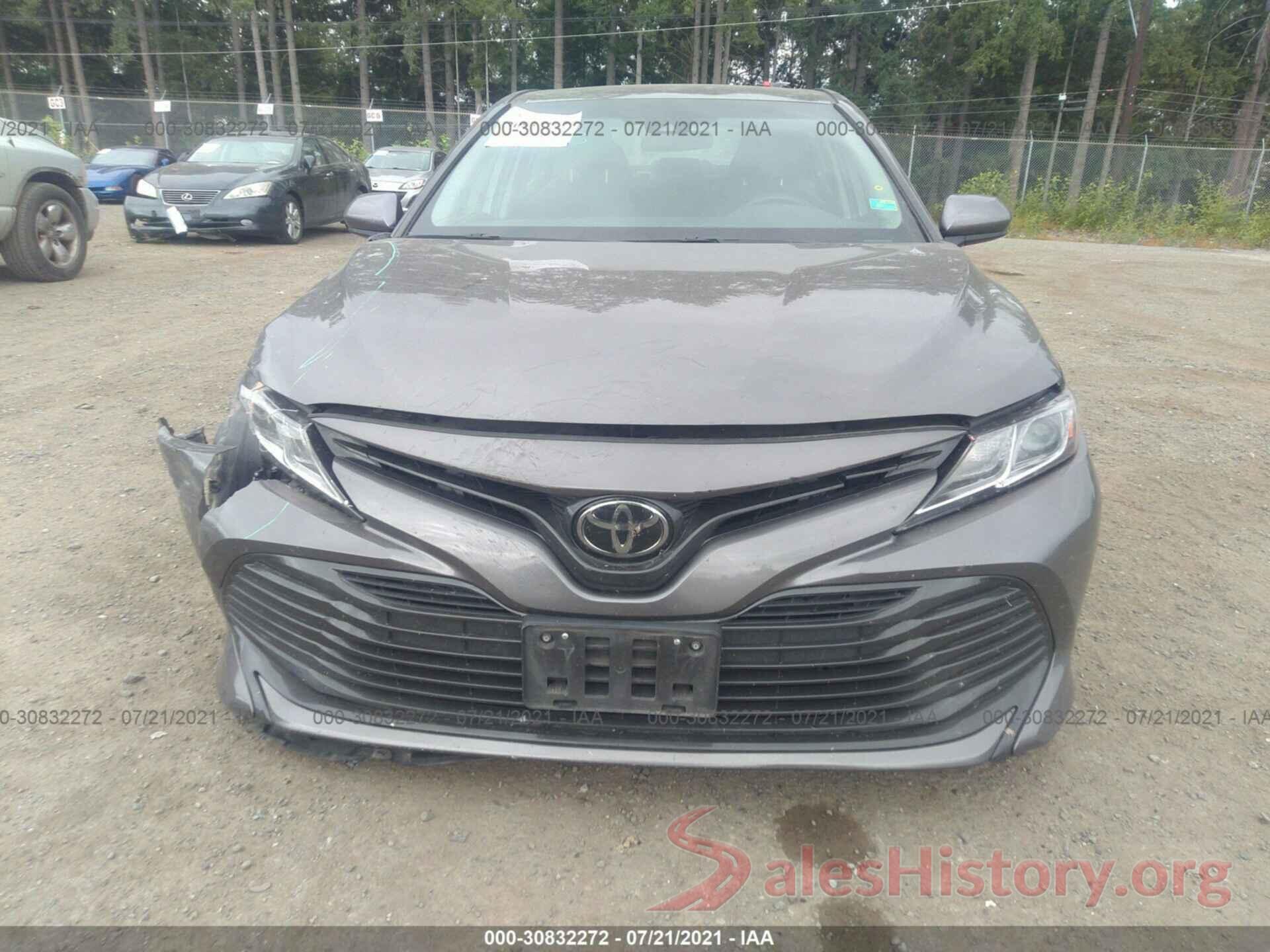 4T1B11HK4JU607400 2018 TOYOTA CAMRY