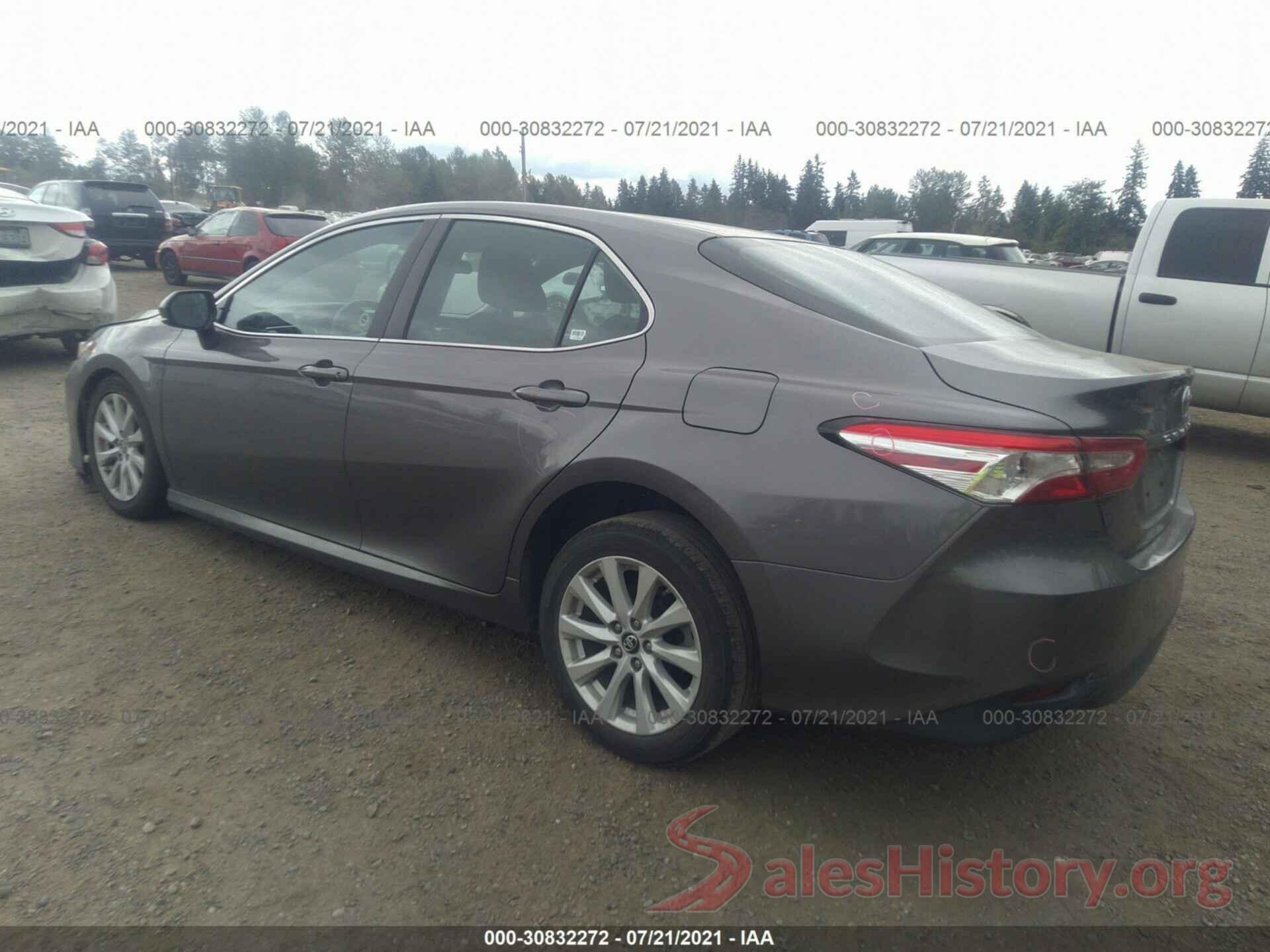 4T1B11HK4JU607400 2018 TOYOTA CAMRY