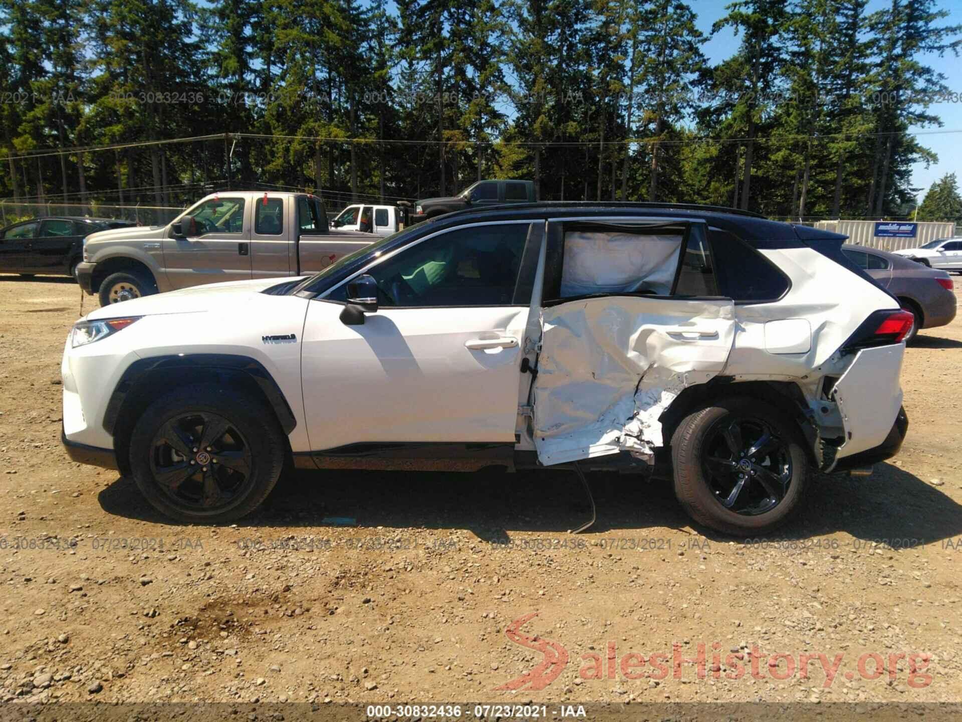 JTMEWRFV6KJ024036 2019 TOYOTA RAV4