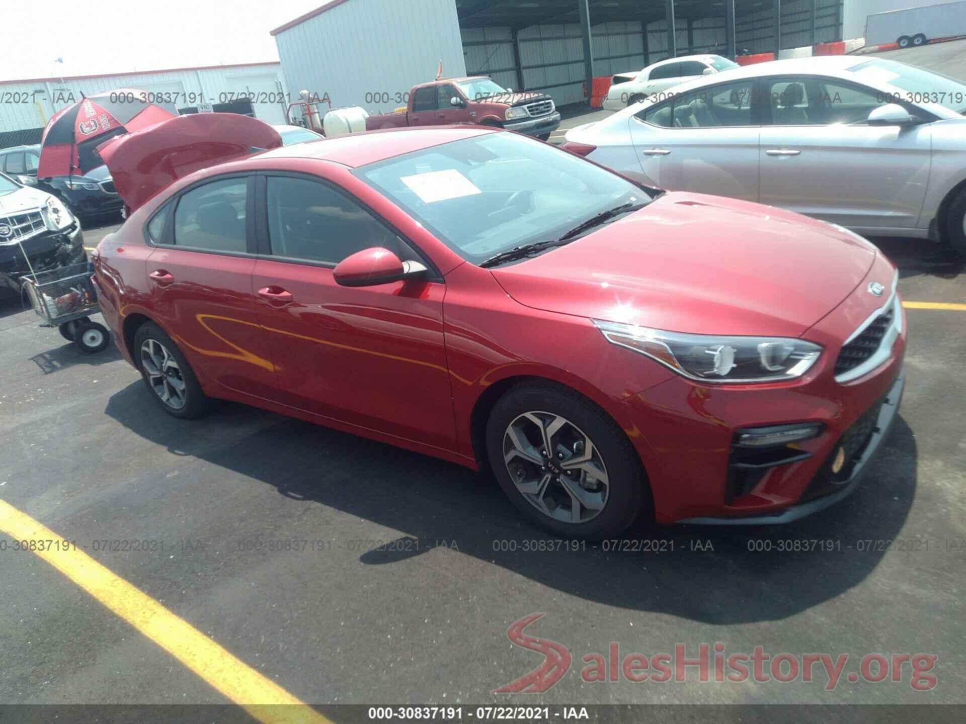 3KPF24AD0ME302835 2021 KIA FORTE