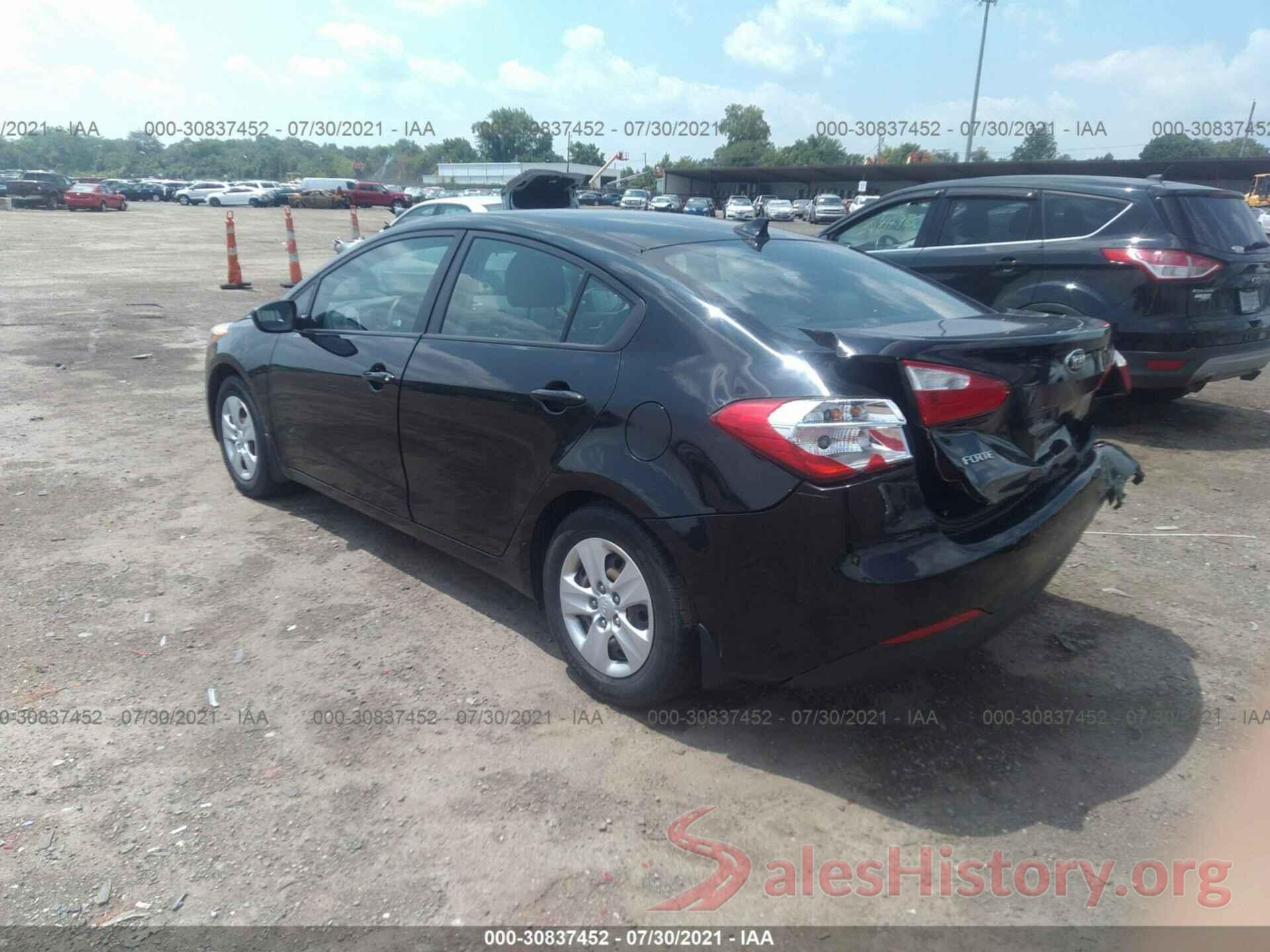 KNAFK4A67G5532967 2016 KIA FORTE