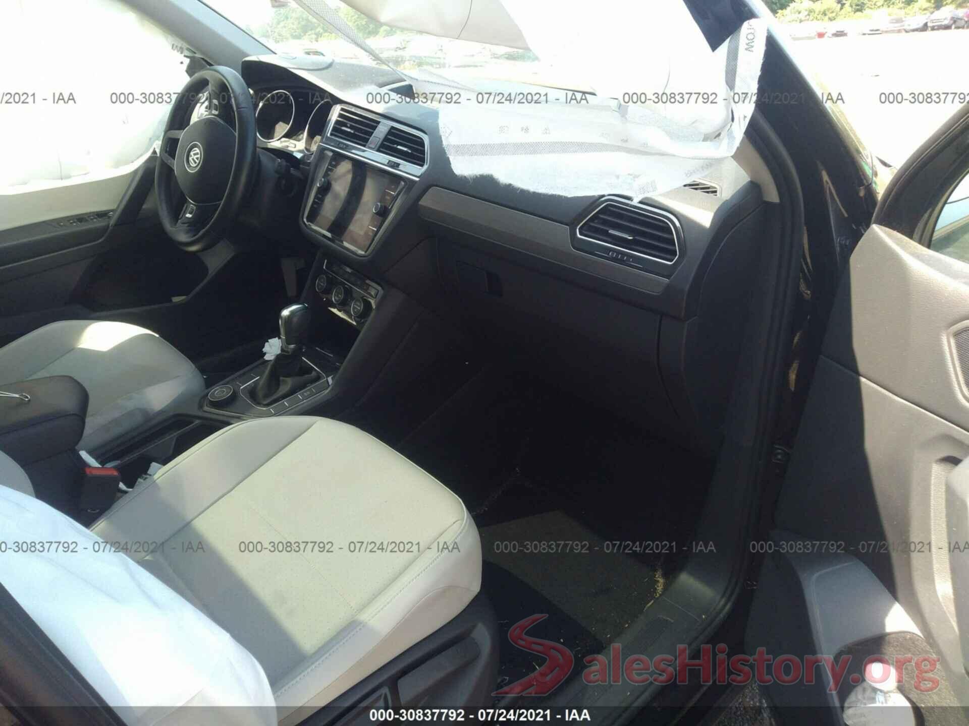 3VV2B7AX2KM100979 2019 VOLKSWAGEN TIGUAN