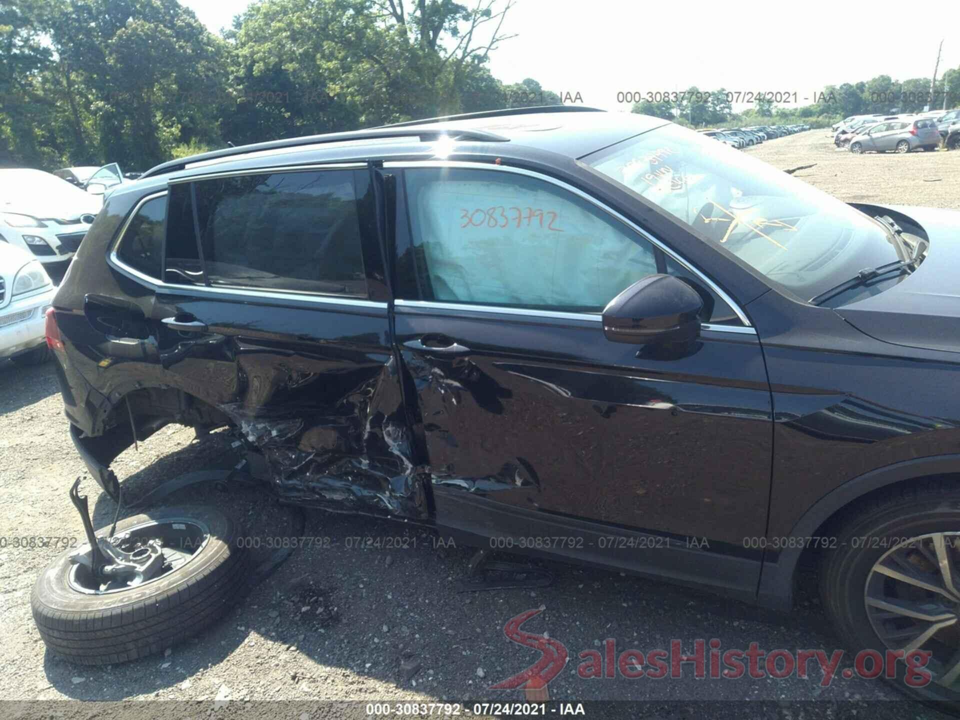 3VV2B7AX2KM100979 2019 VOLKSWAGEN TIGUAN